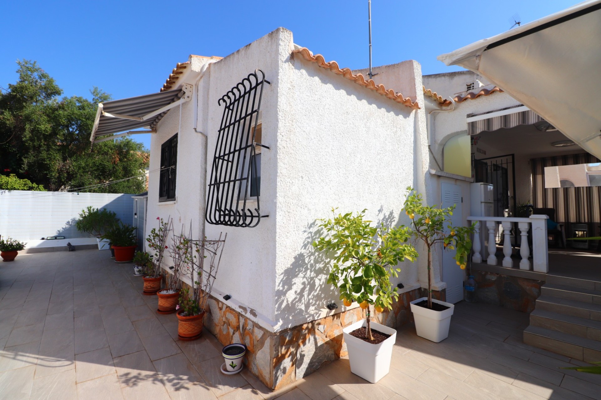 Resale - Villa - Orihuela Costa - La Florida