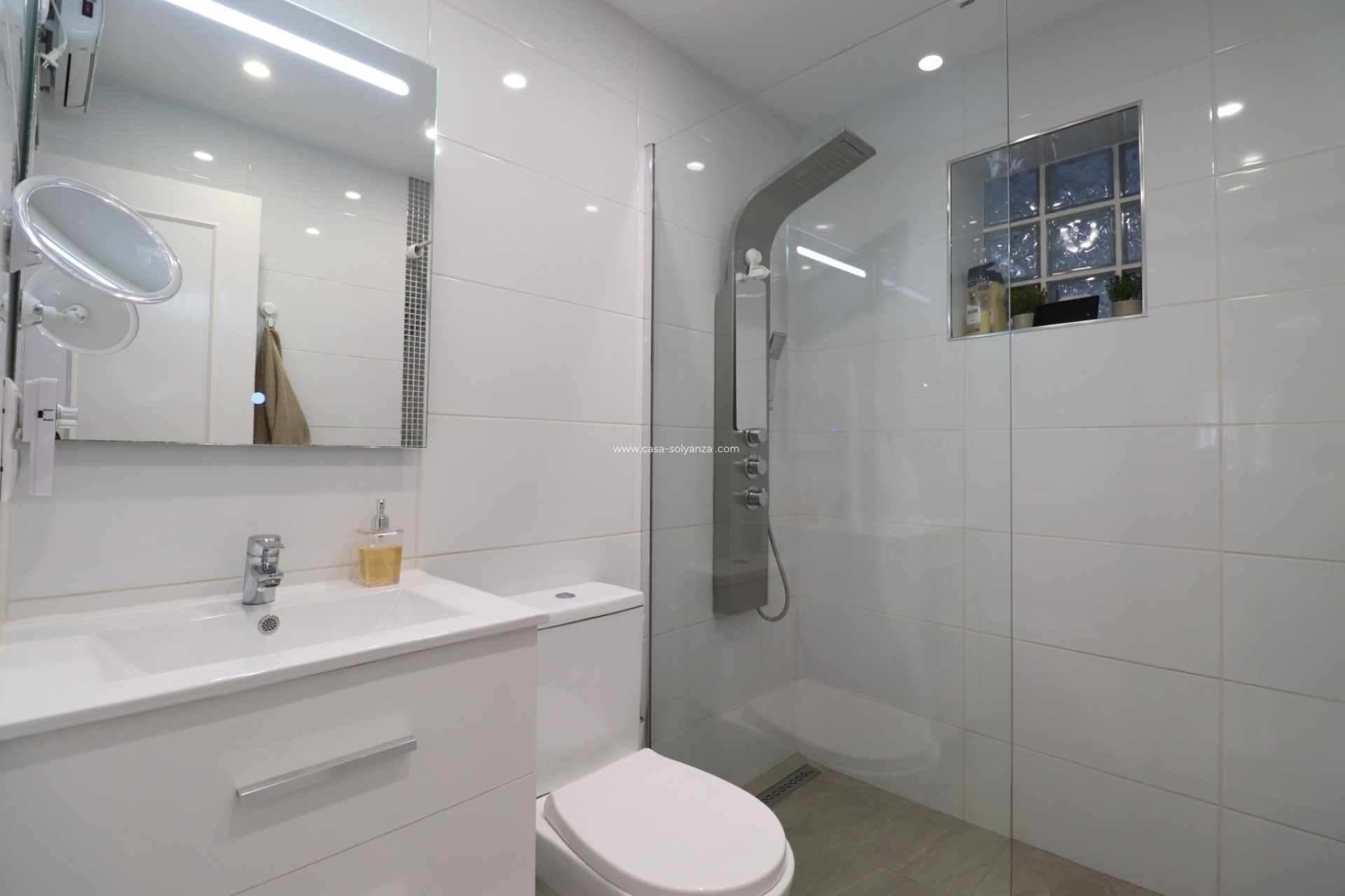 Resale - Villa - Orihuela Costa - La Florida