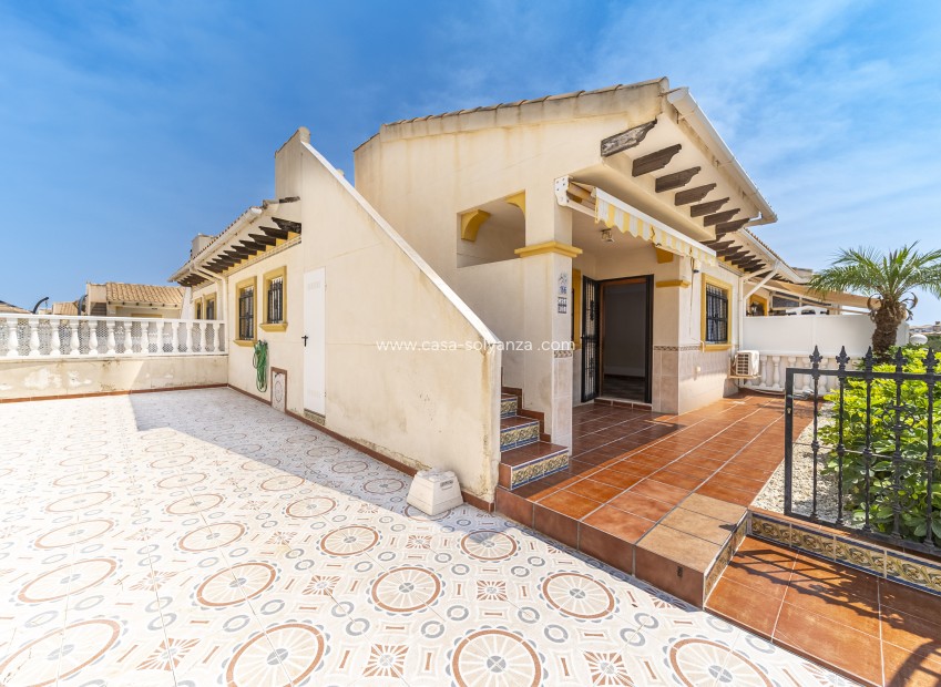 Resale - Villa - Orihuela Costa - La Regia