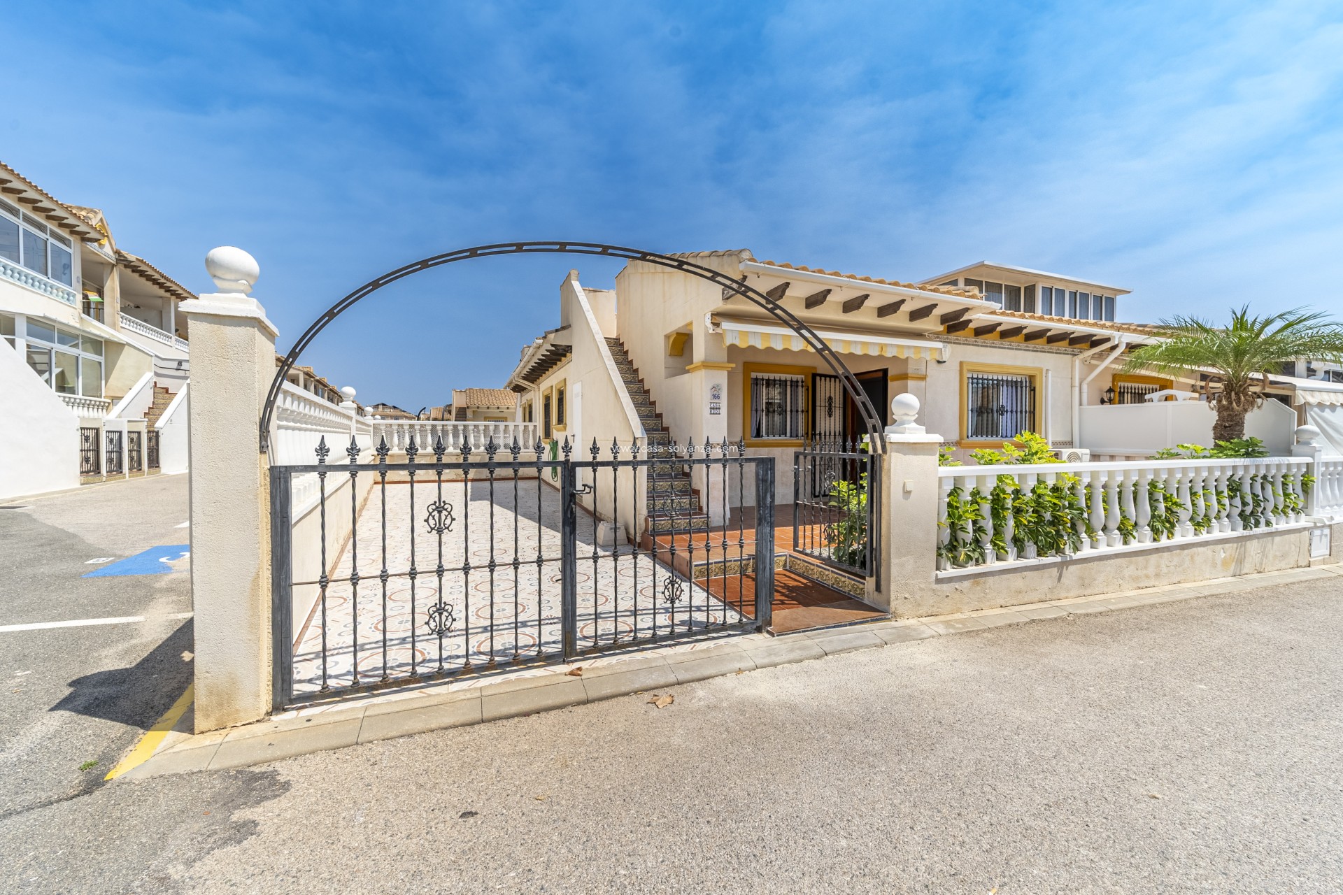 Resale - Villa - Orihuela Costa - La Regia