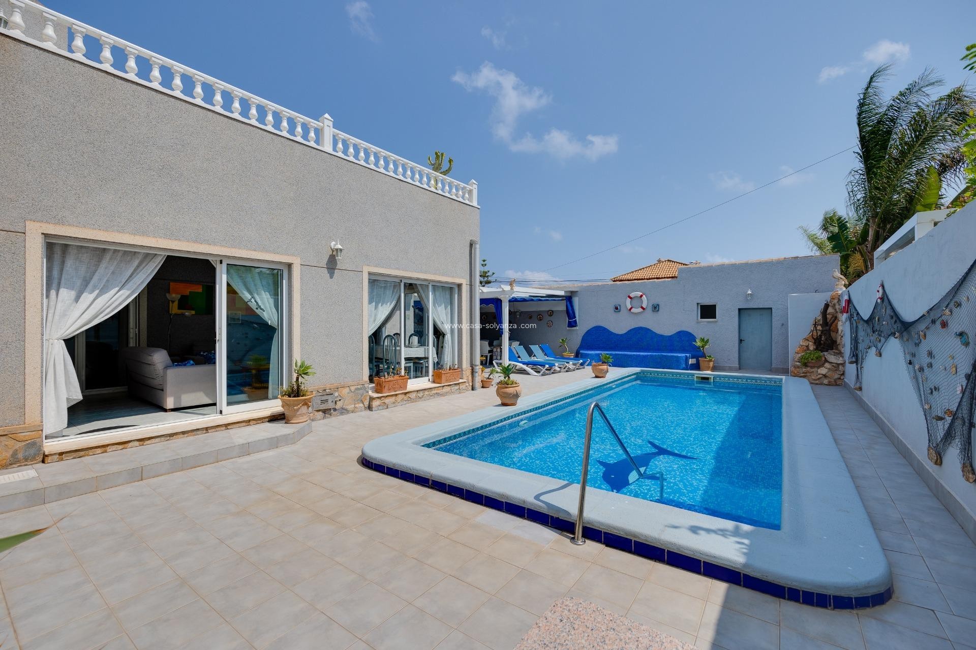 Resale - Villa - Orihuela Costa - La Regia