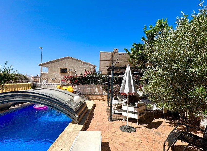 Resale - Villa - Orihuela Costa - La Regia
