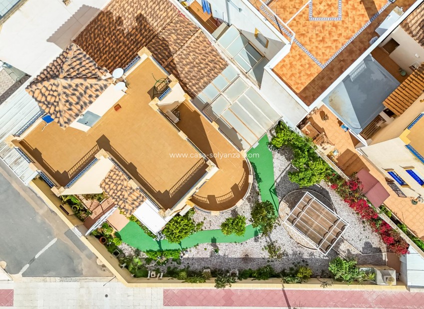 Resale - Villa - Orihuela Costa - La Zenia- Orihuela costa