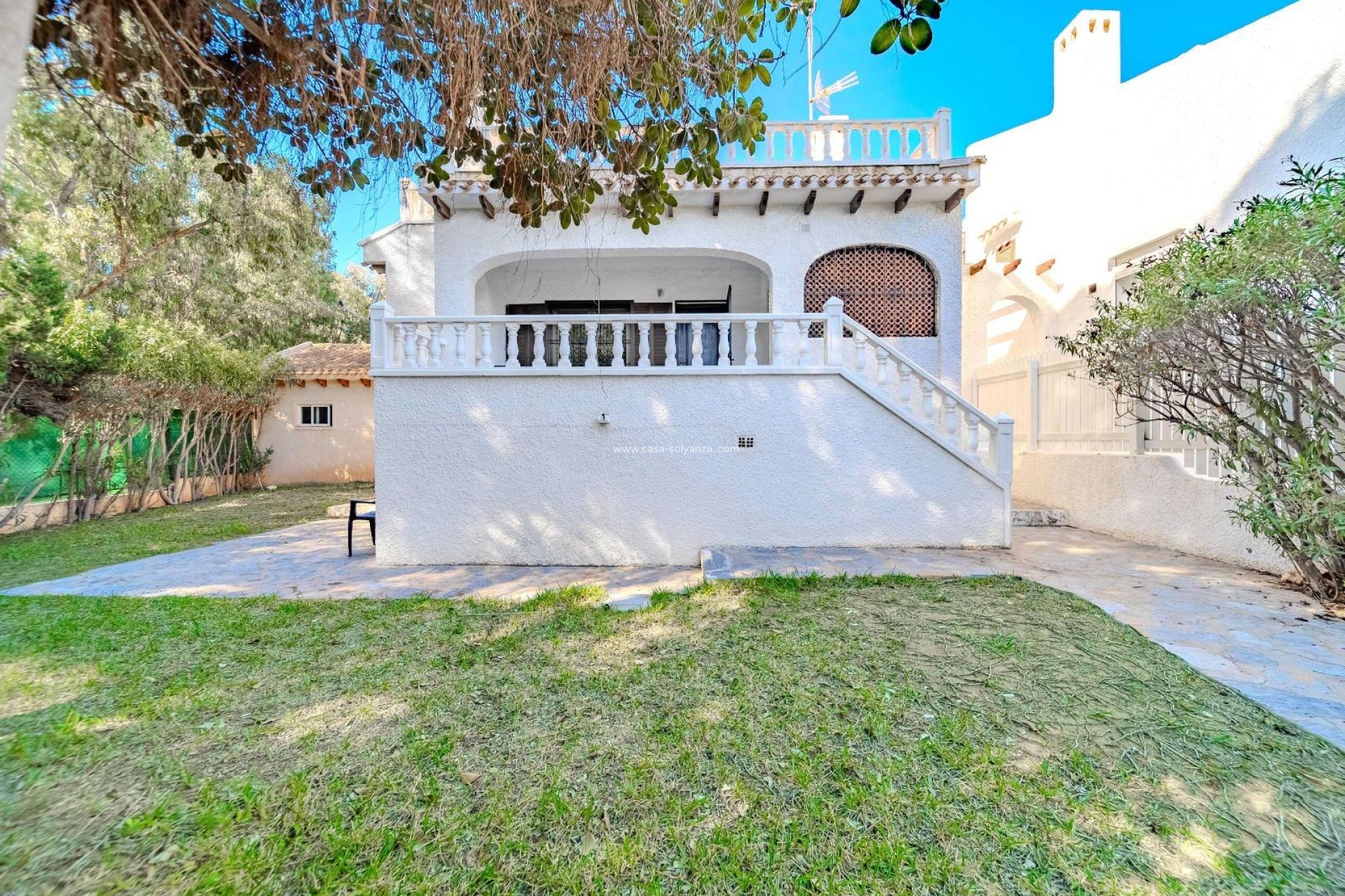 Resale - Villa - Orihuela Costa - La Zenia