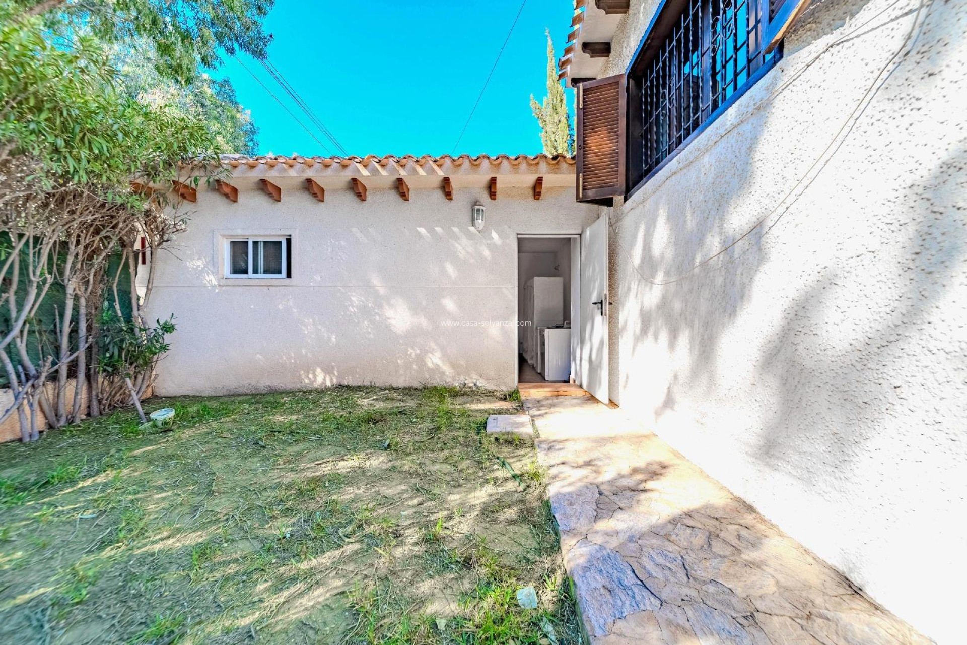 Resale - Villa - Orihuela Costa - La Zenia