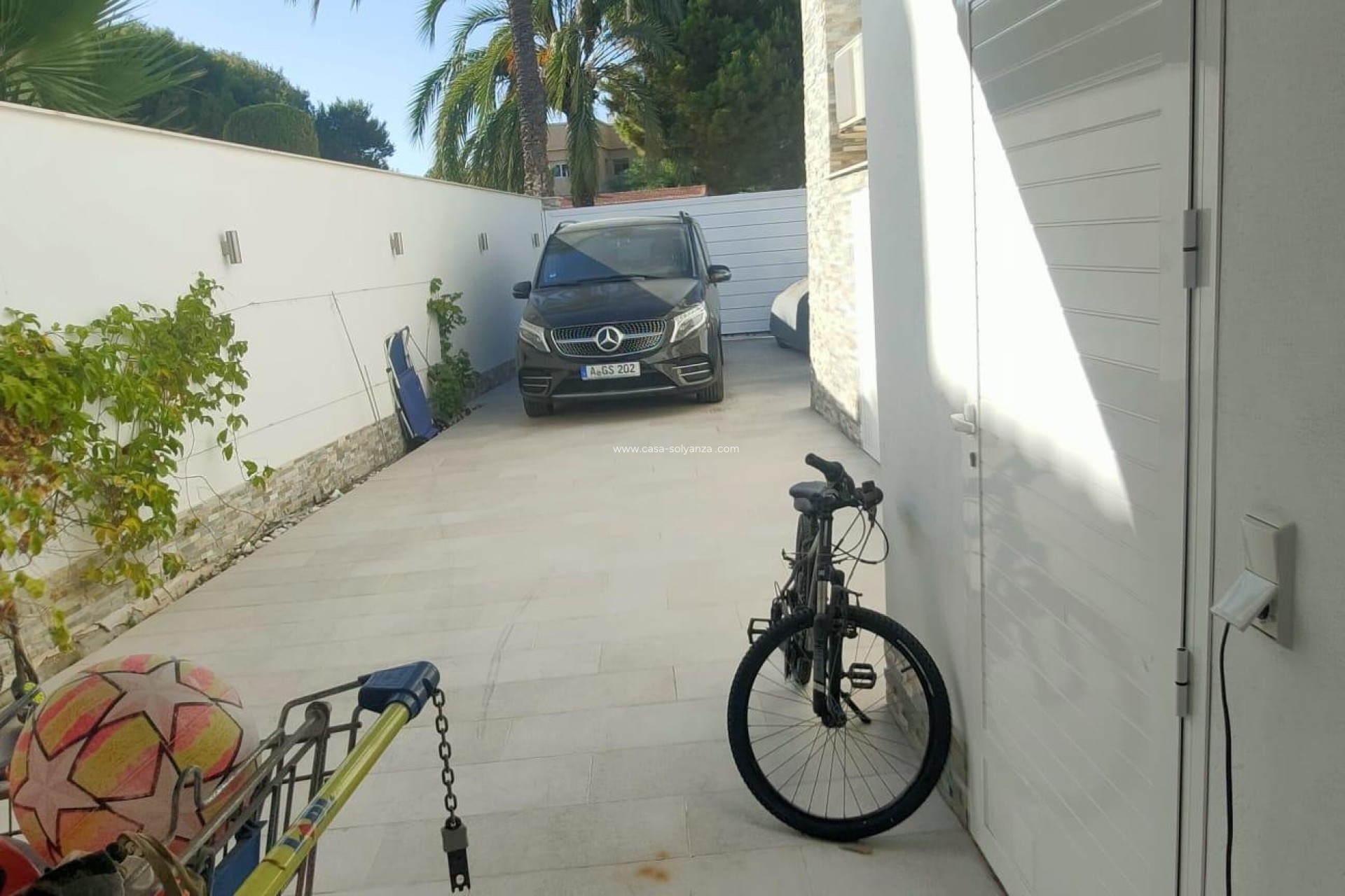 Resale - Villa - Orihuela Costa - La Zenia