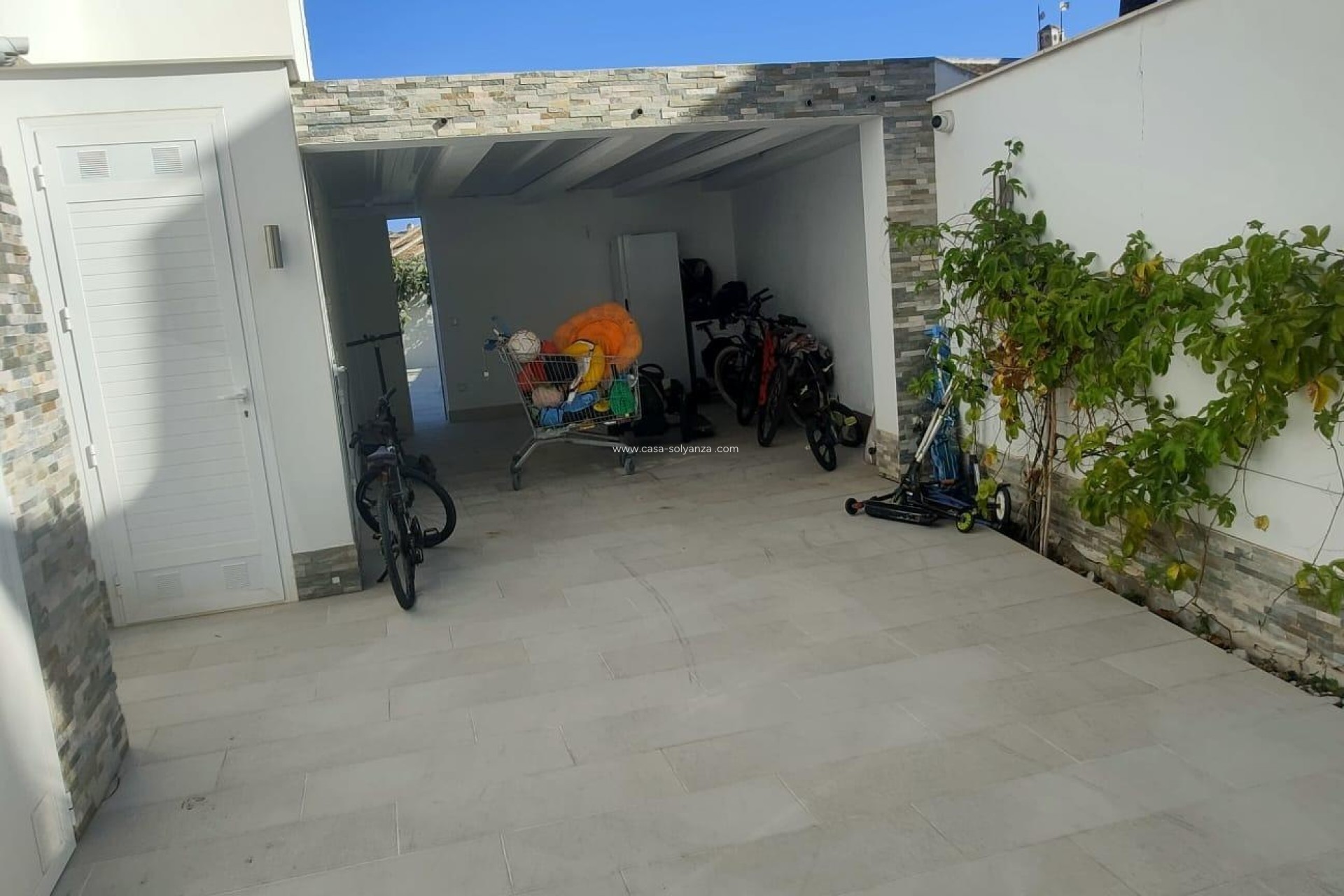 Resale - Villa - Orihuela Costa - La Zenia