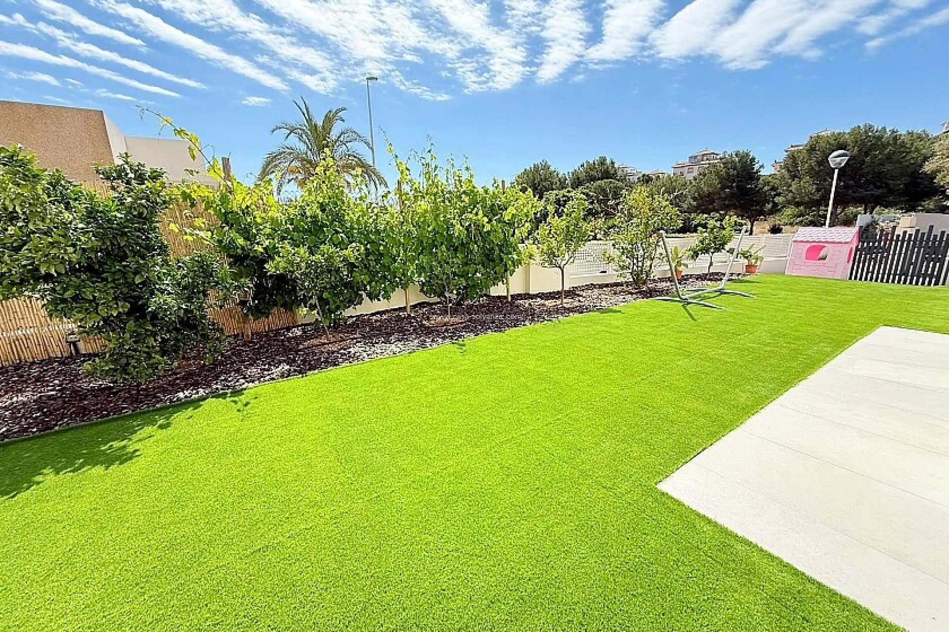 Resale - Villa - Orihuela Costa - La Zenia