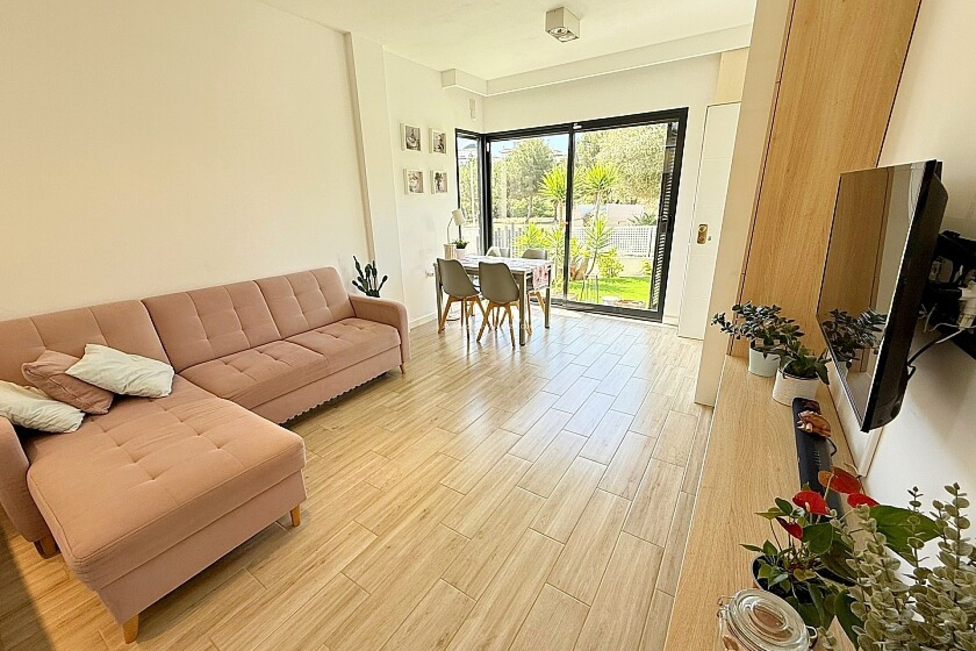 Resale - Villa - Orihuela Costa - La Zenia