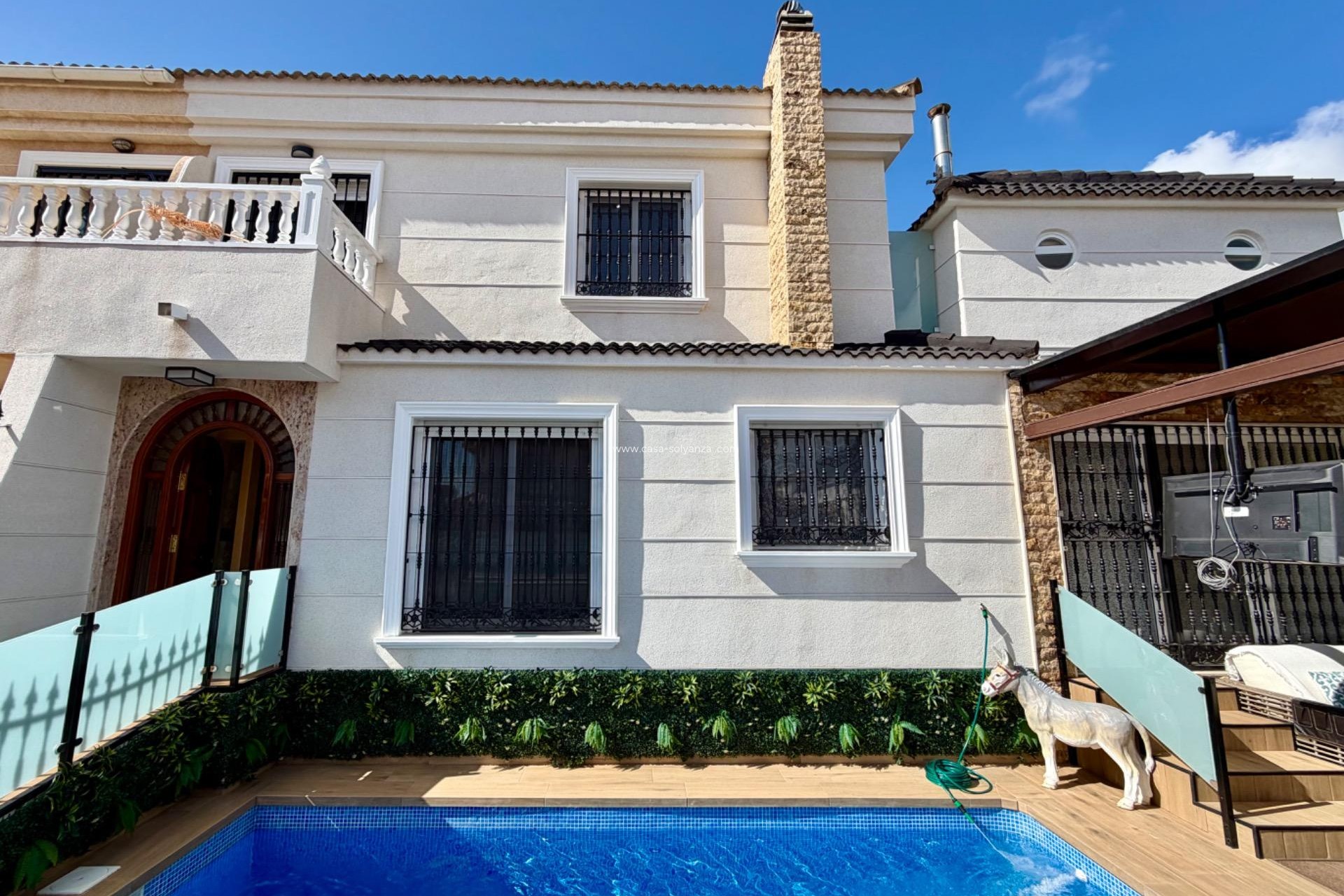 Resale - Villa - Orihuela Costa - La Zenia