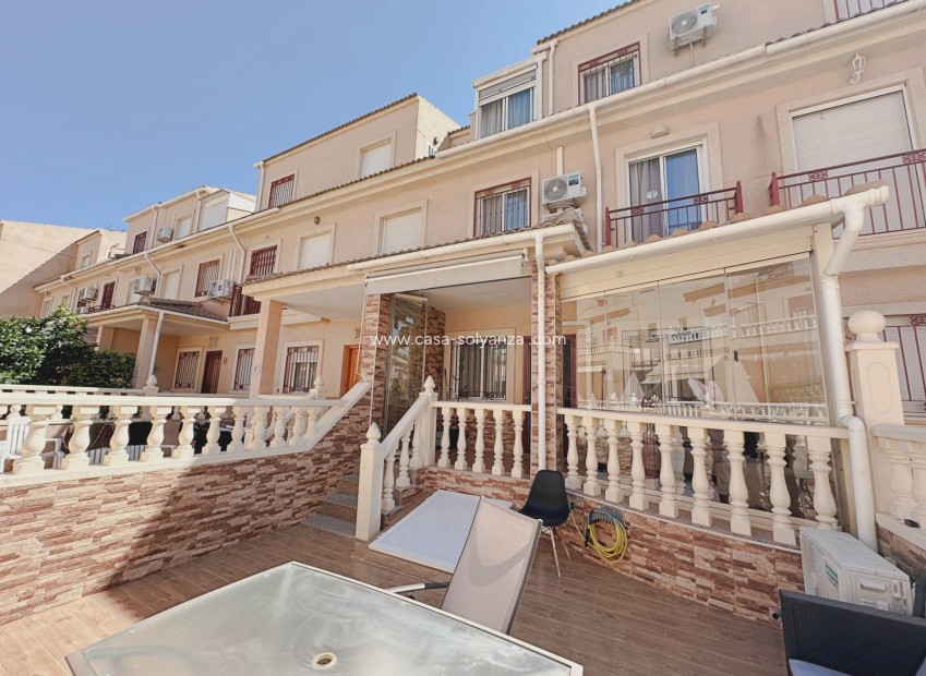 Resale - Villa - Orihuela Costa - La Zenia