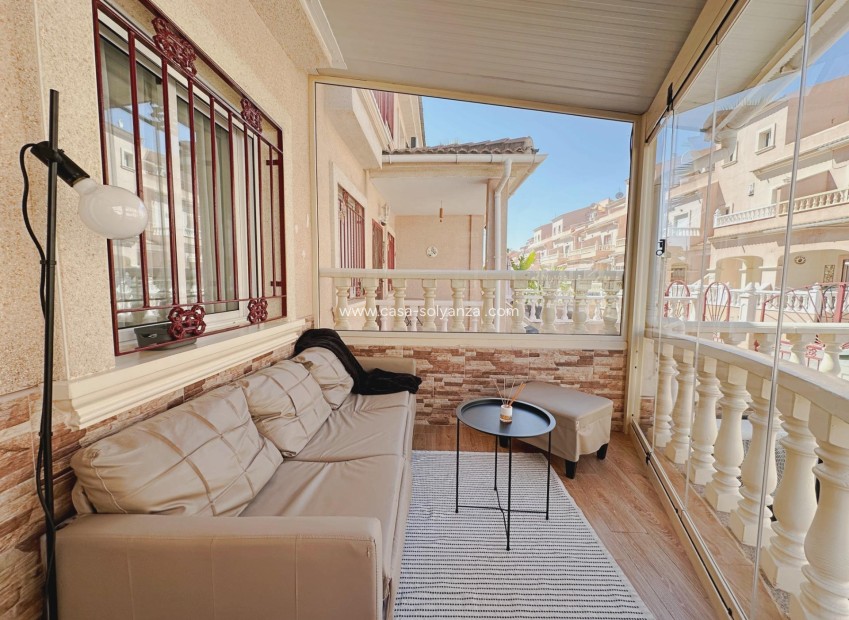 Resale - Villa - Orihuela Costa - La Zenia