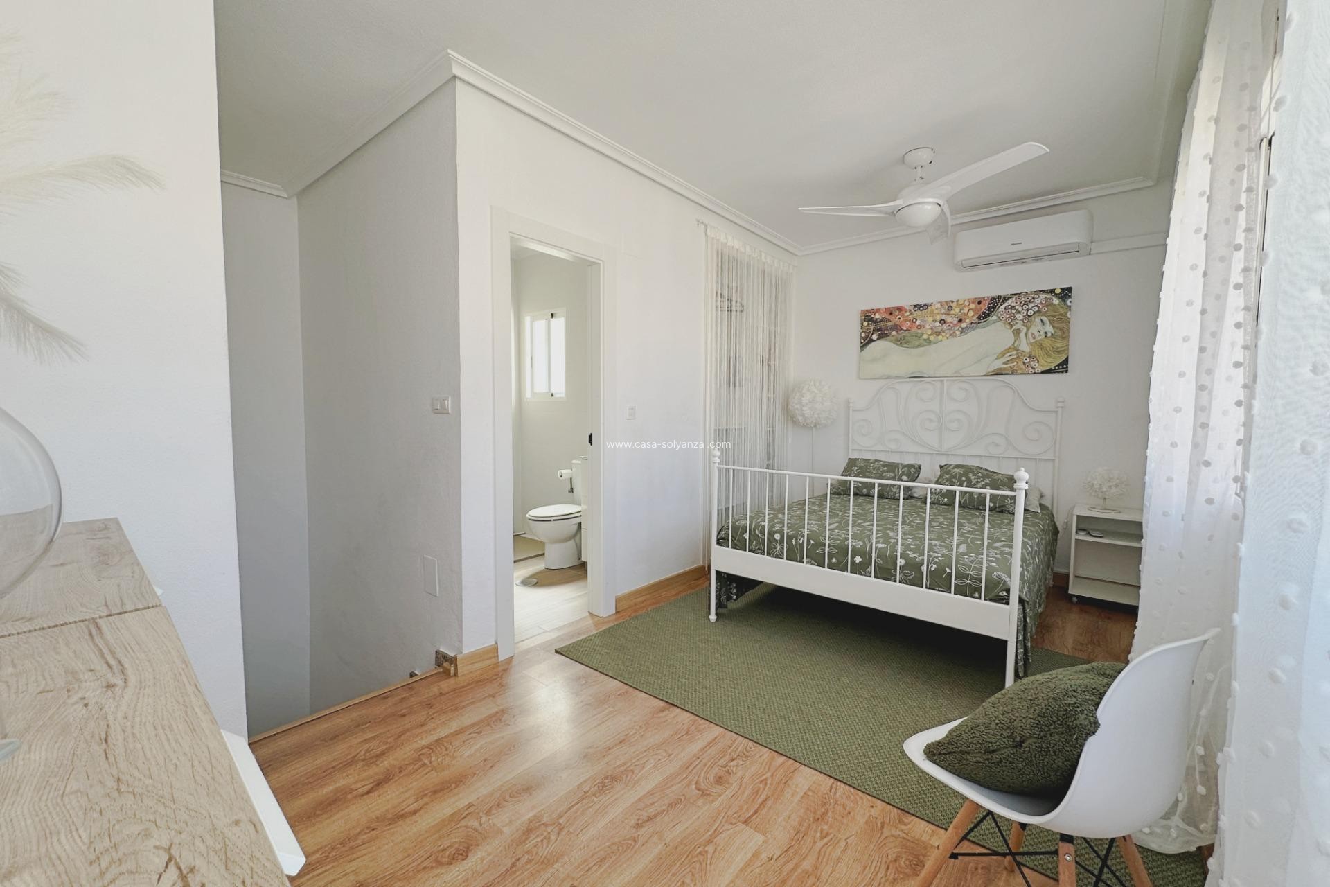 Resale - Villa - Orihuela Costa - La Zenia