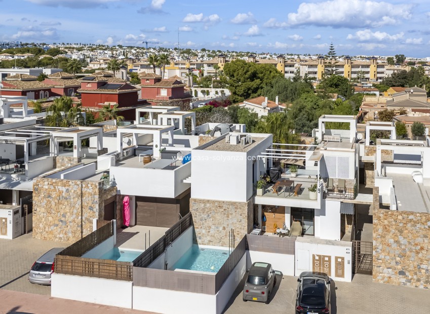 Resale - Villa - Orihuela Costa - Lomas De Cabo Roig