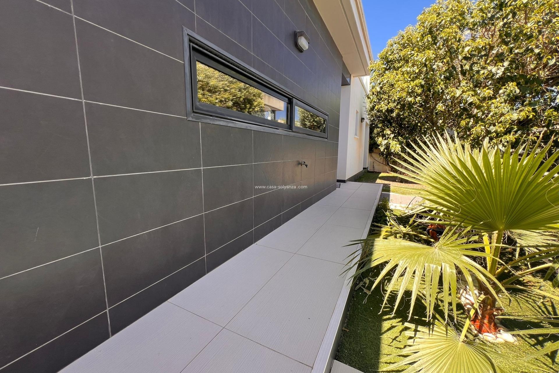 Resale - Villa - Orihuela Costa - Lomas de Cabo Roig