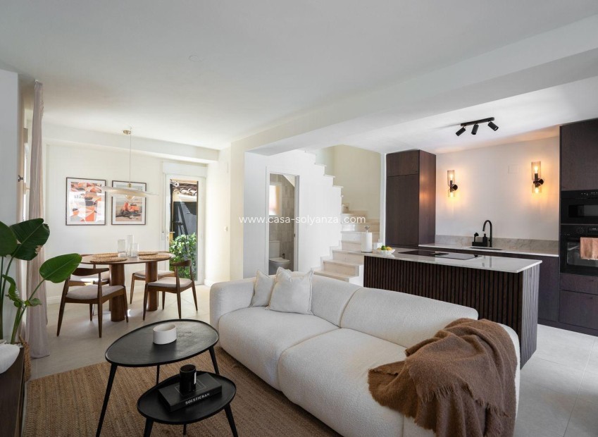 Resale - Villa - Orihuela Costa - Los Almendros-La Florida