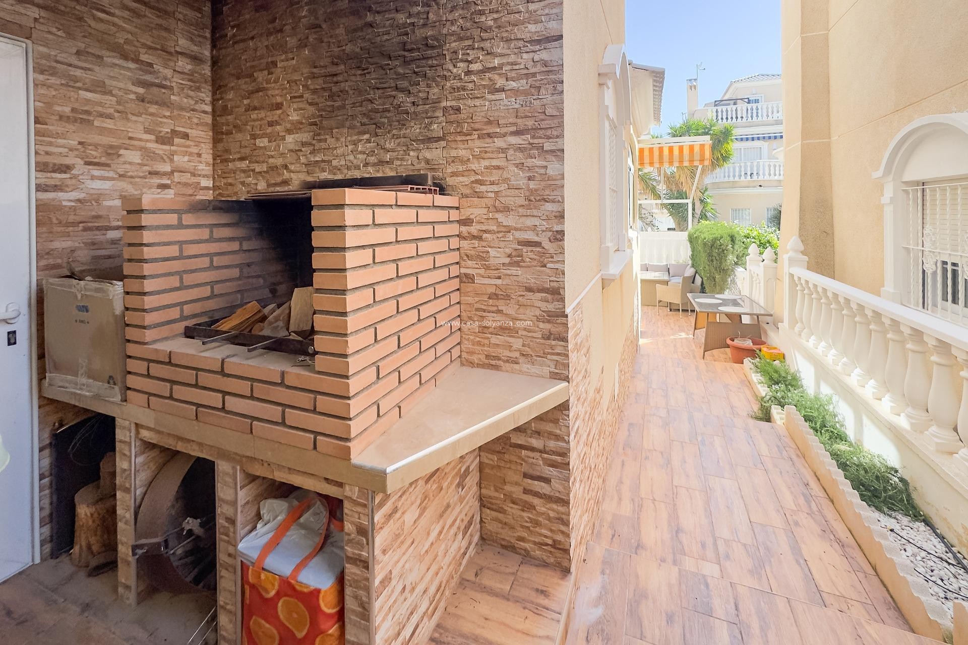 Resale - Villa - Orihuela Costa - Los Almendros-La Florida