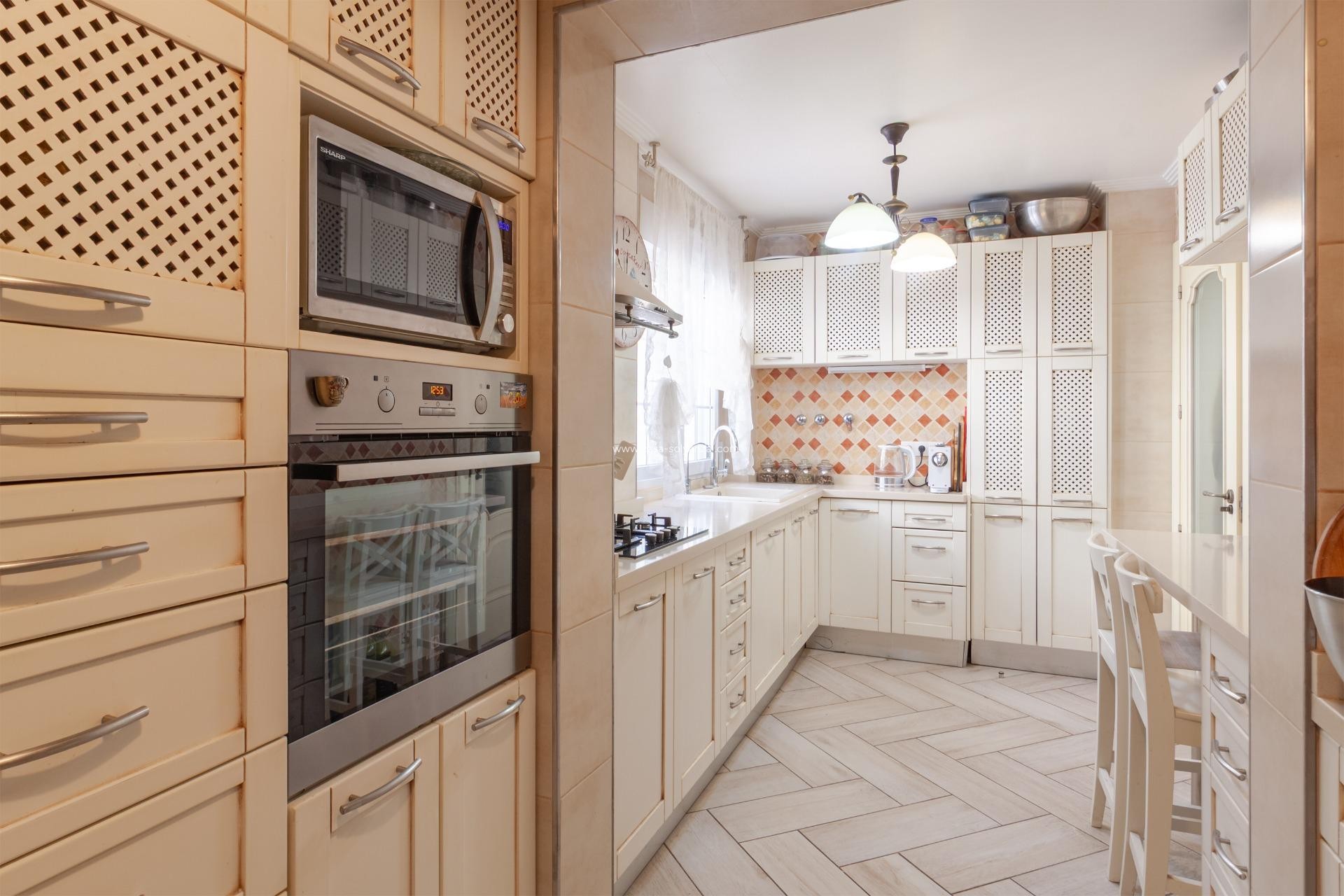 Resale - Villa - Orihuela Costa - Los Almendros-La Florida