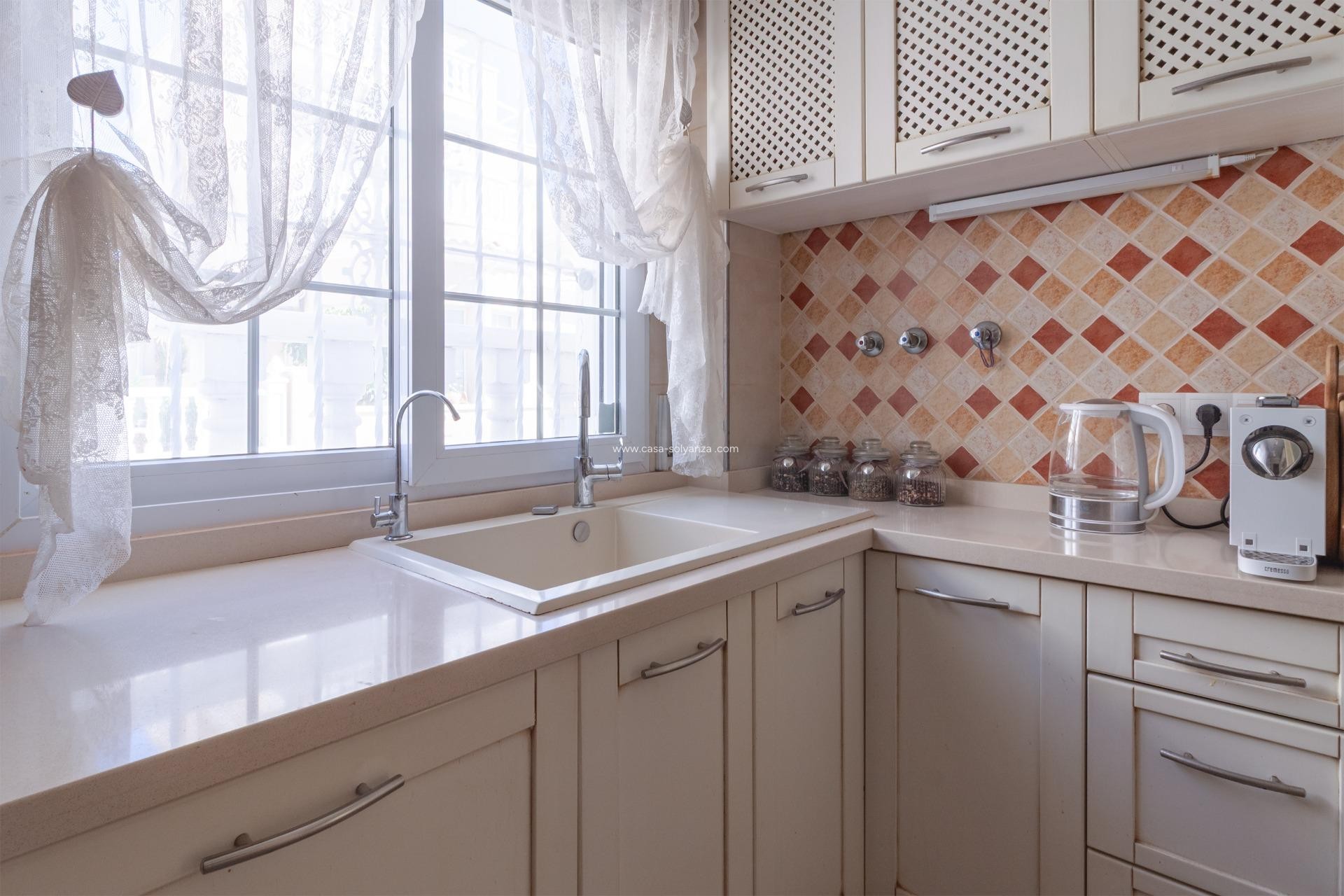 Resale - Villa - Orihuela Costa - Los Almendros-La Florida