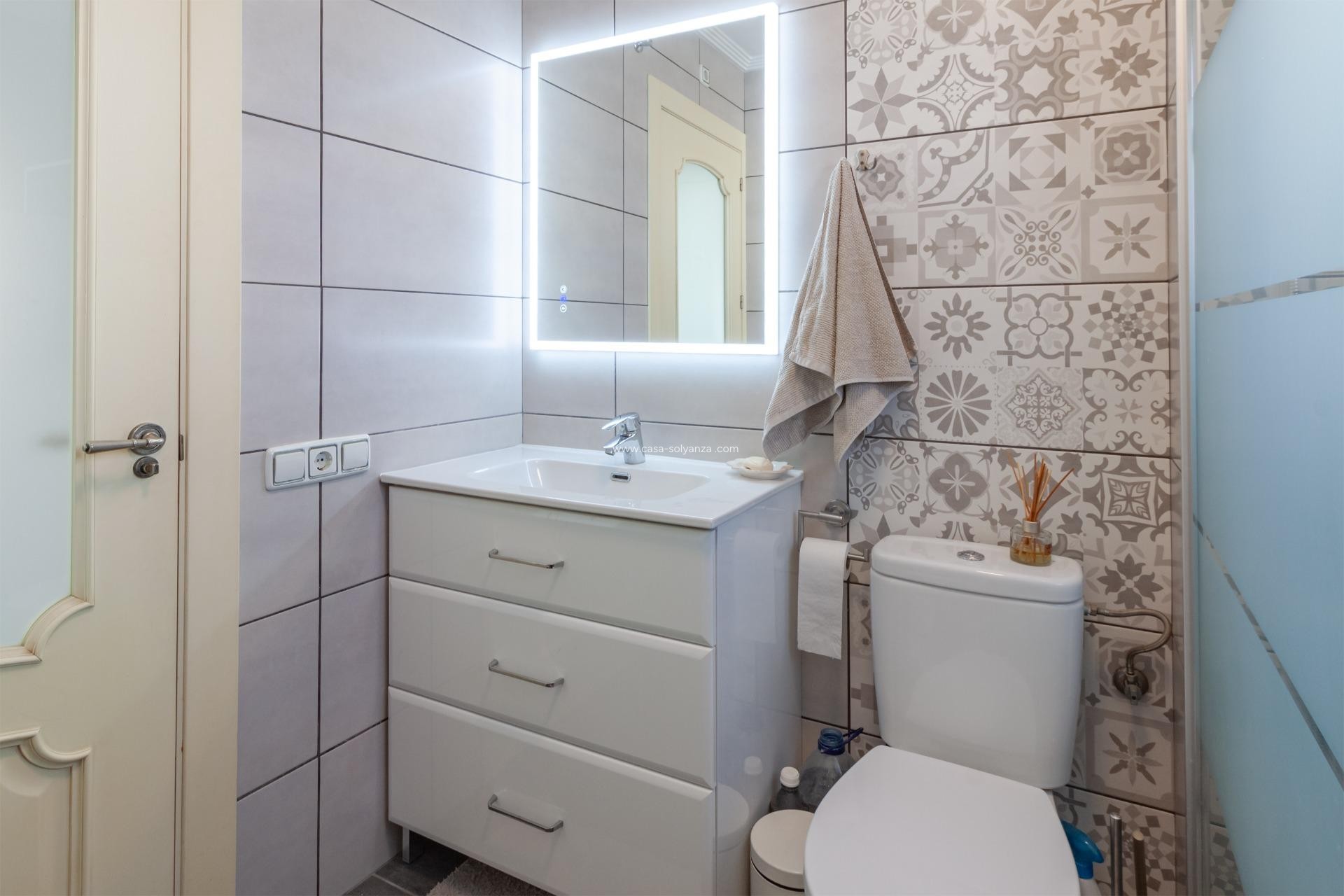 Resale - Villa - Orihuela Costa - Los Almendros-La Florida