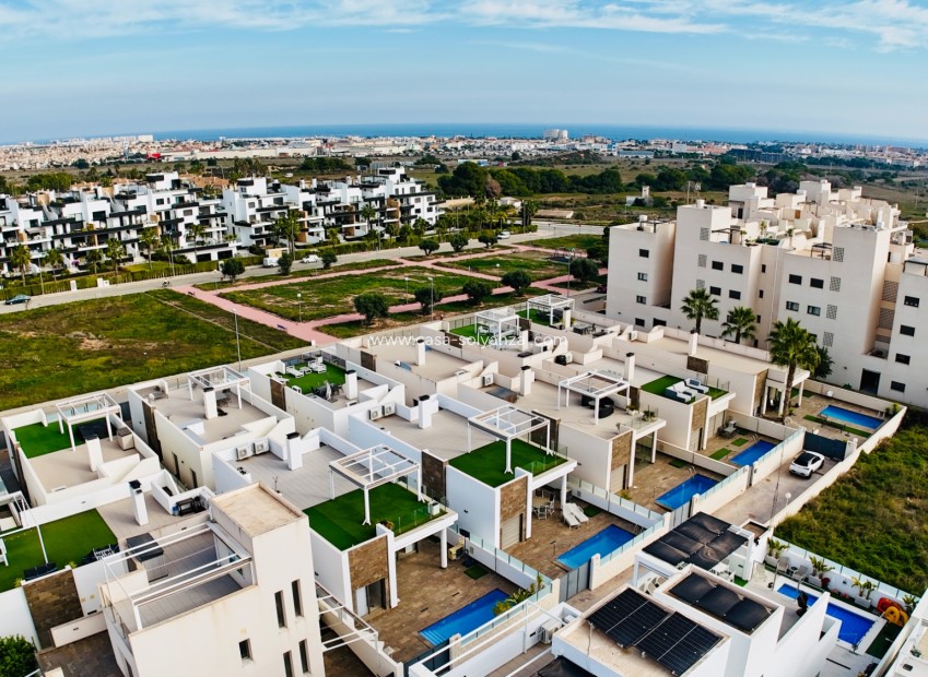 Resale - Villa - Orihuela Costa - Los Dolses