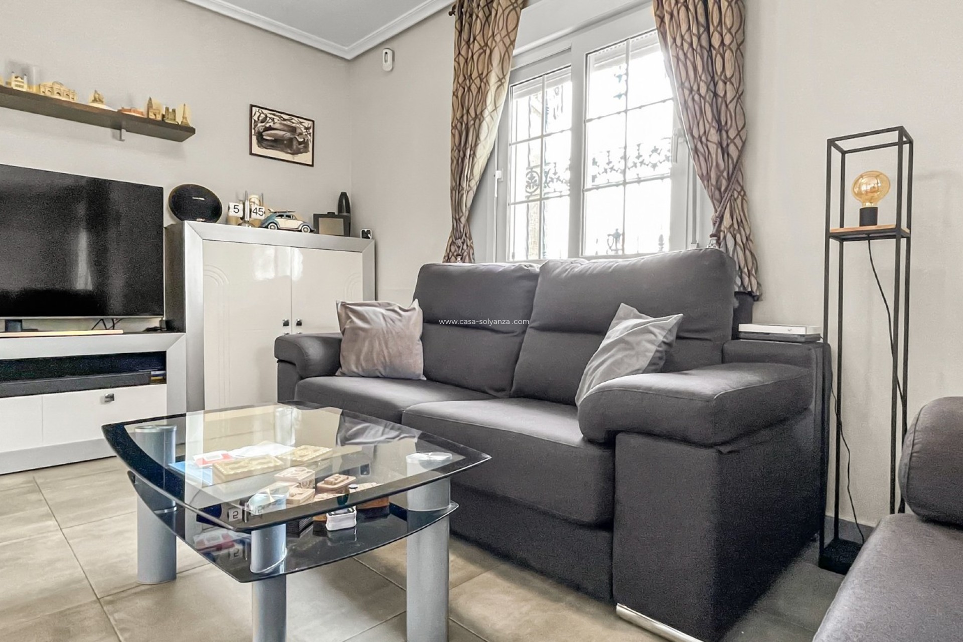 Resale - Villa - Orihuela Costa - Los Dolses