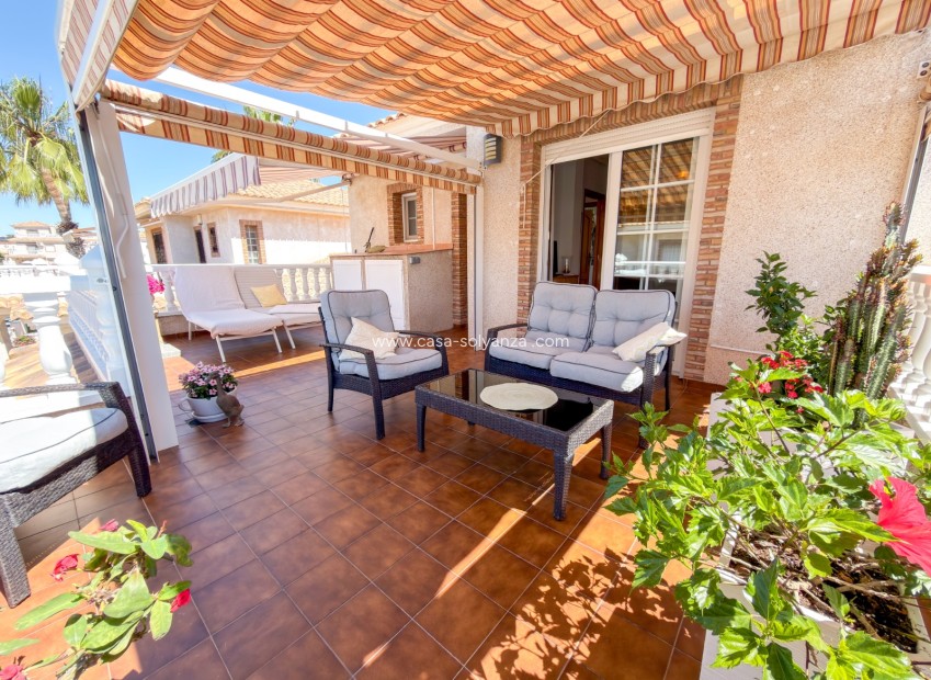 Resale - Villa - Orihuela Costa - Los Dolses