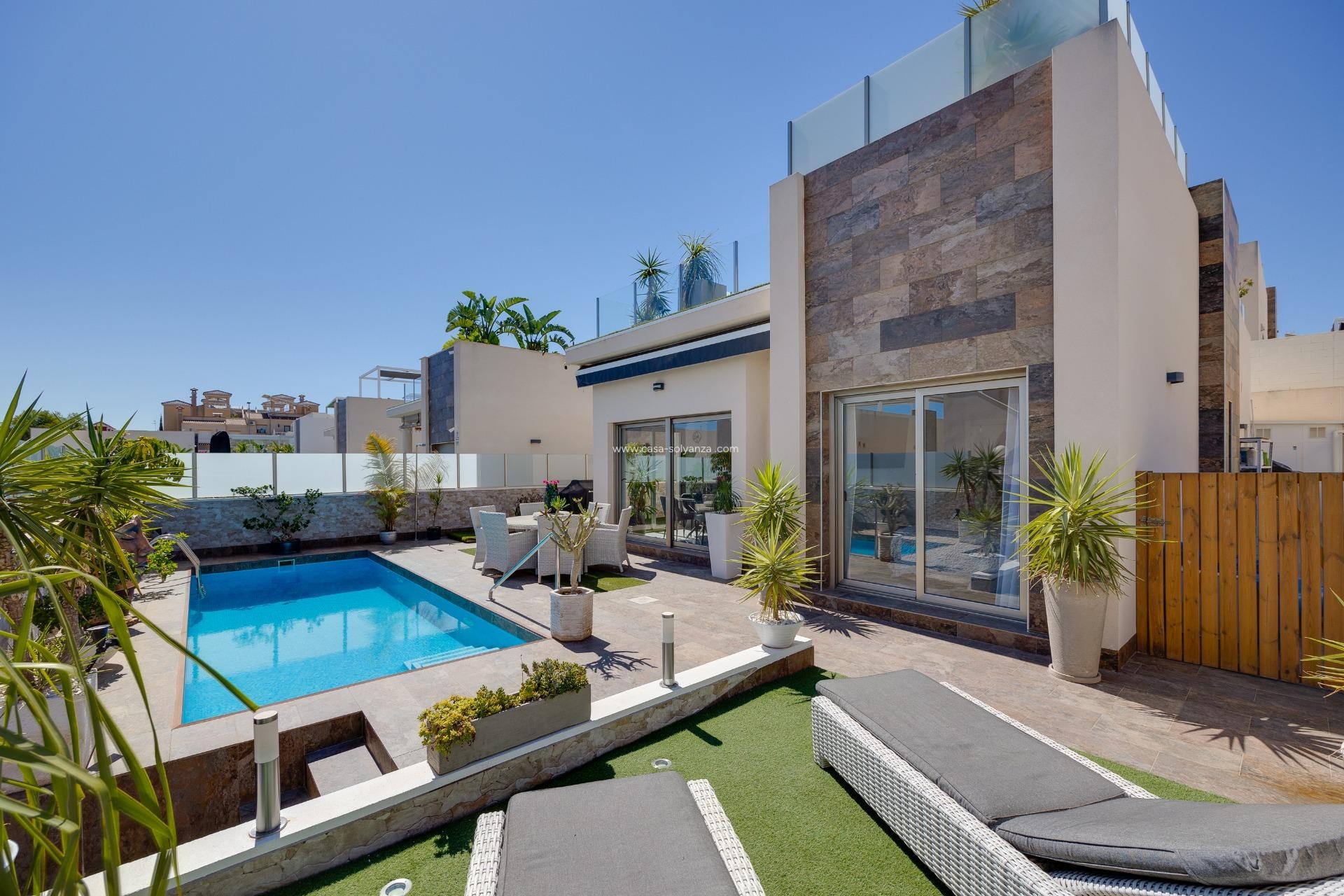 Resale - Villa - Orihuela Costa - Pau 26