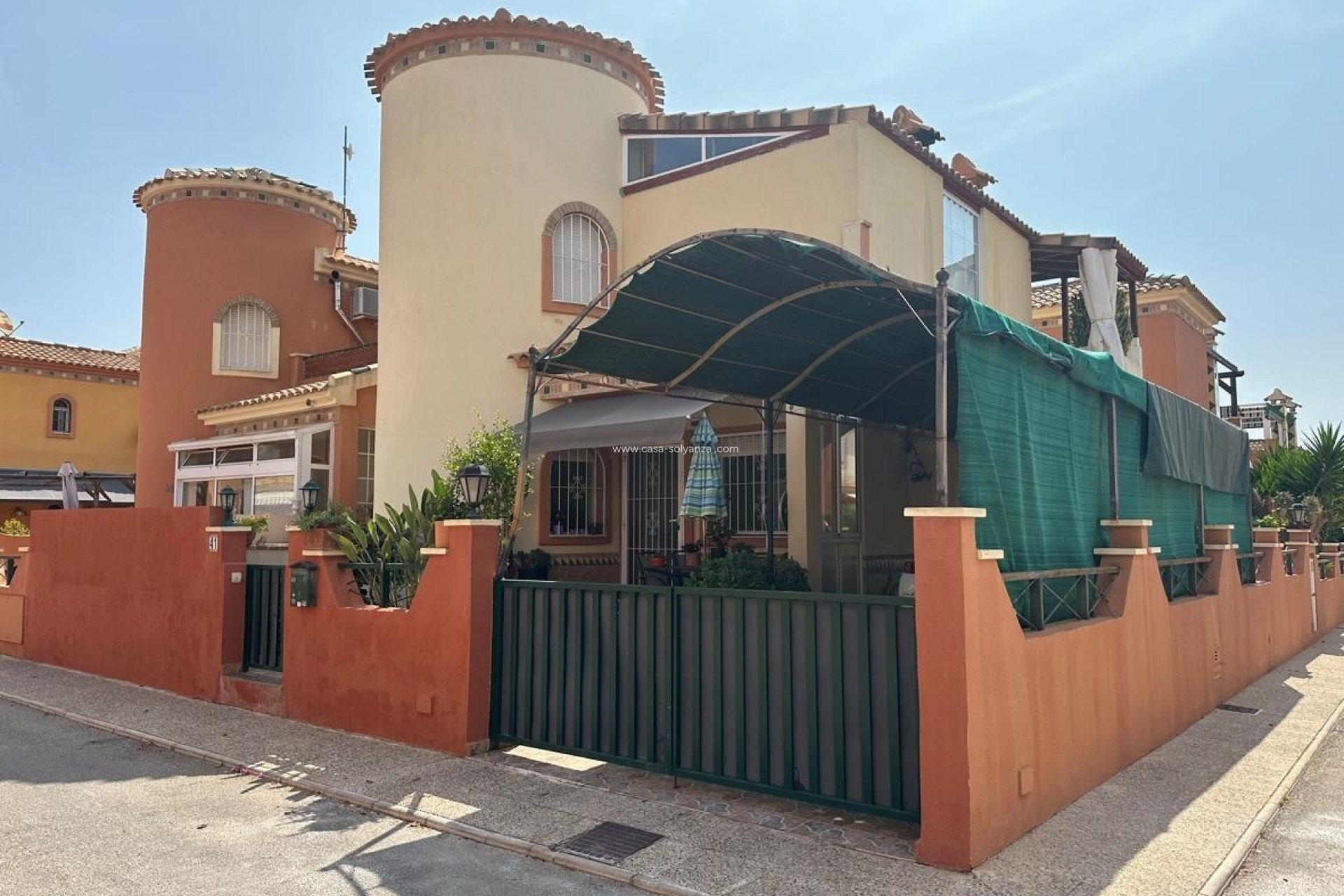 Resale - Villa - Orihuela Costa - Playa Flamenca