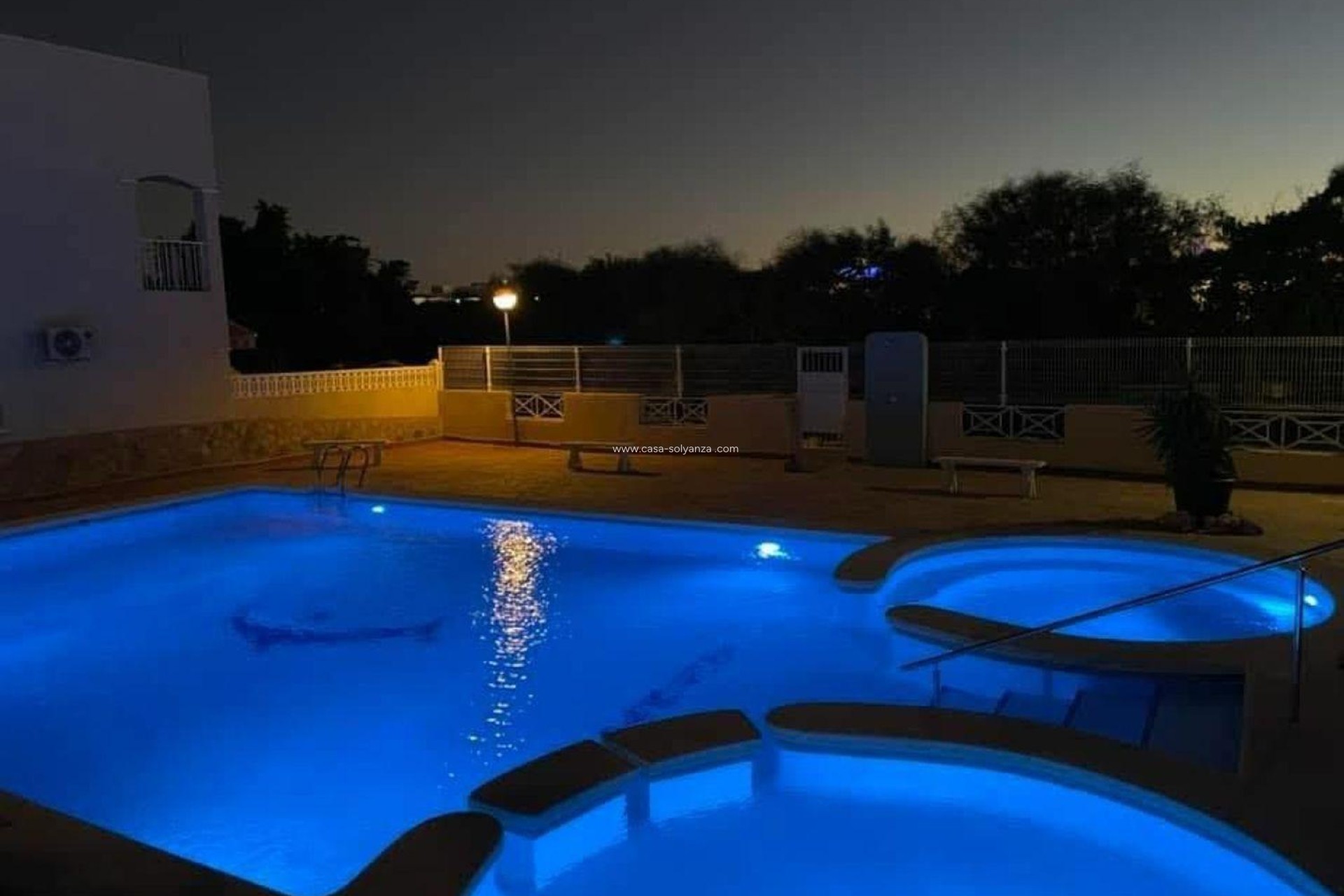 Resale - Villa - Orihuela Costa - Playa Flamenca
