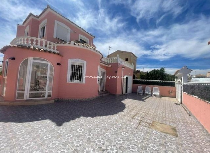 Resale - Villa - Orihuela Costa - Playa Flamenca