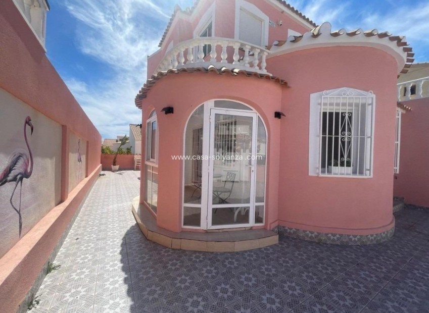 Resale - Villa - Orihuela Costa - Playa Flamenca