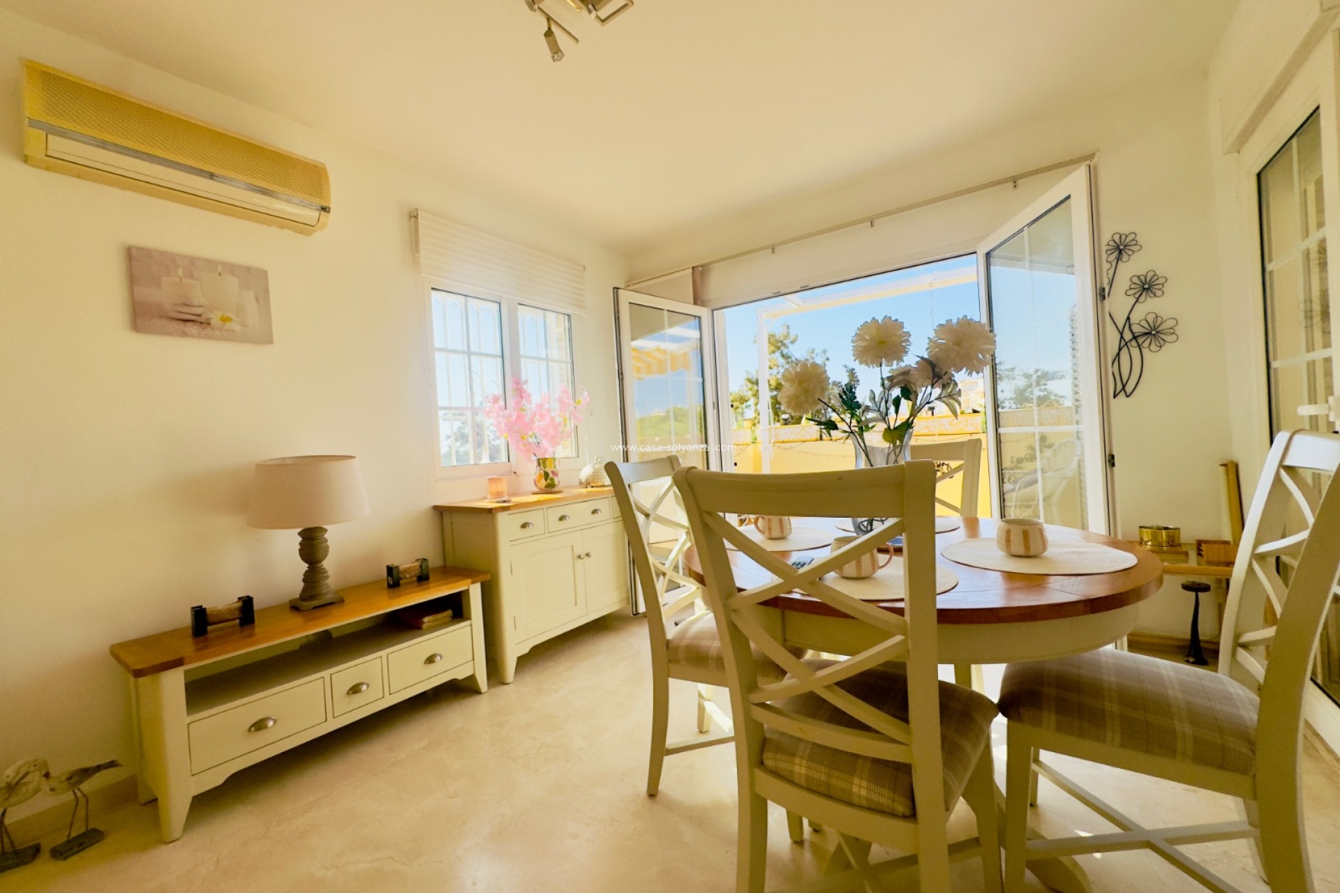 Resale - Villa - Orihuela Costa - Playa Flamenca