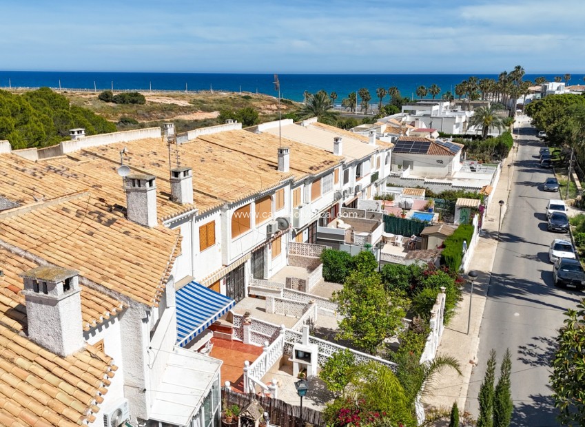 Resale - Villa - Orihuela Costa - Playa Flamenca