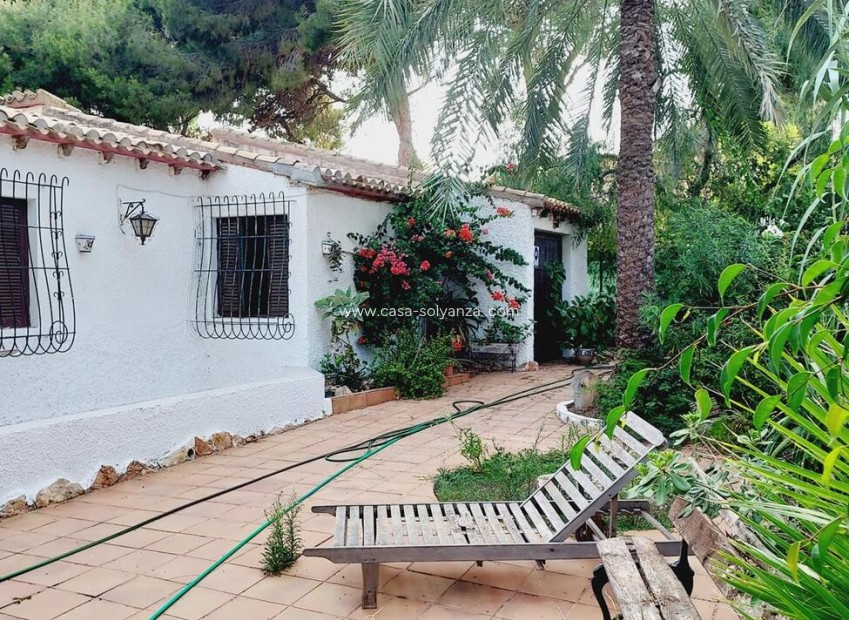 Resale - Villa - Orihuela Costa - Punta Prima