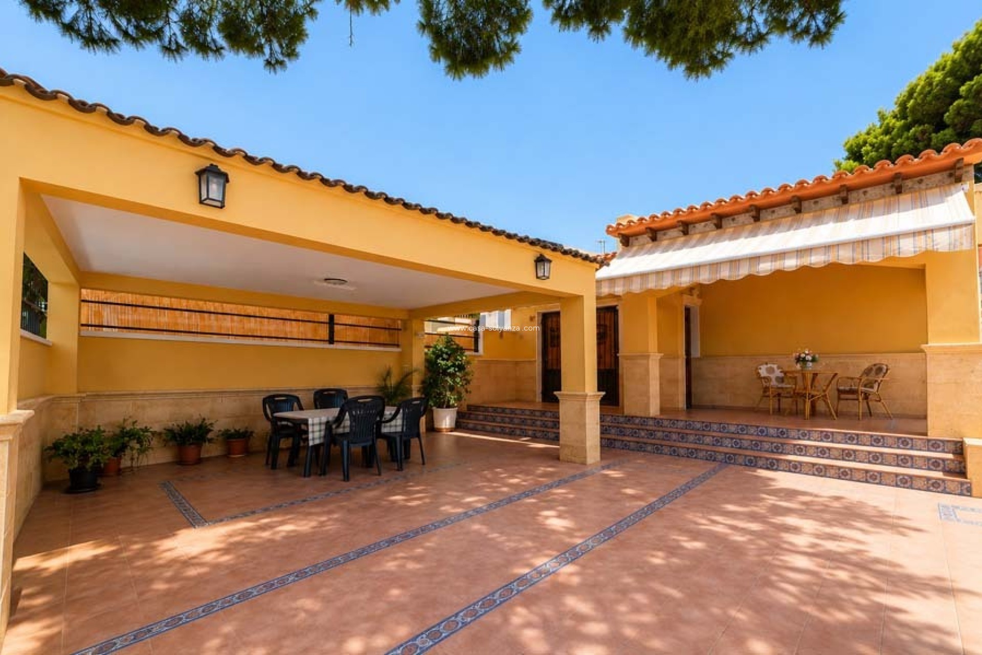Resale - Villa - Orihuela Costa - Punta Prima