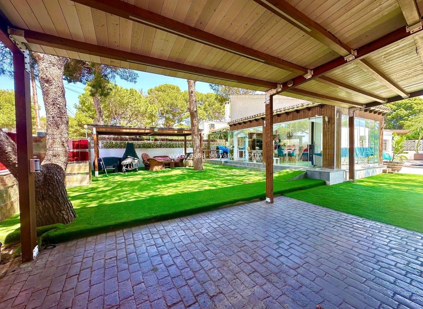 Resale - Villa - Orihuela Costa - Rocio del Mar