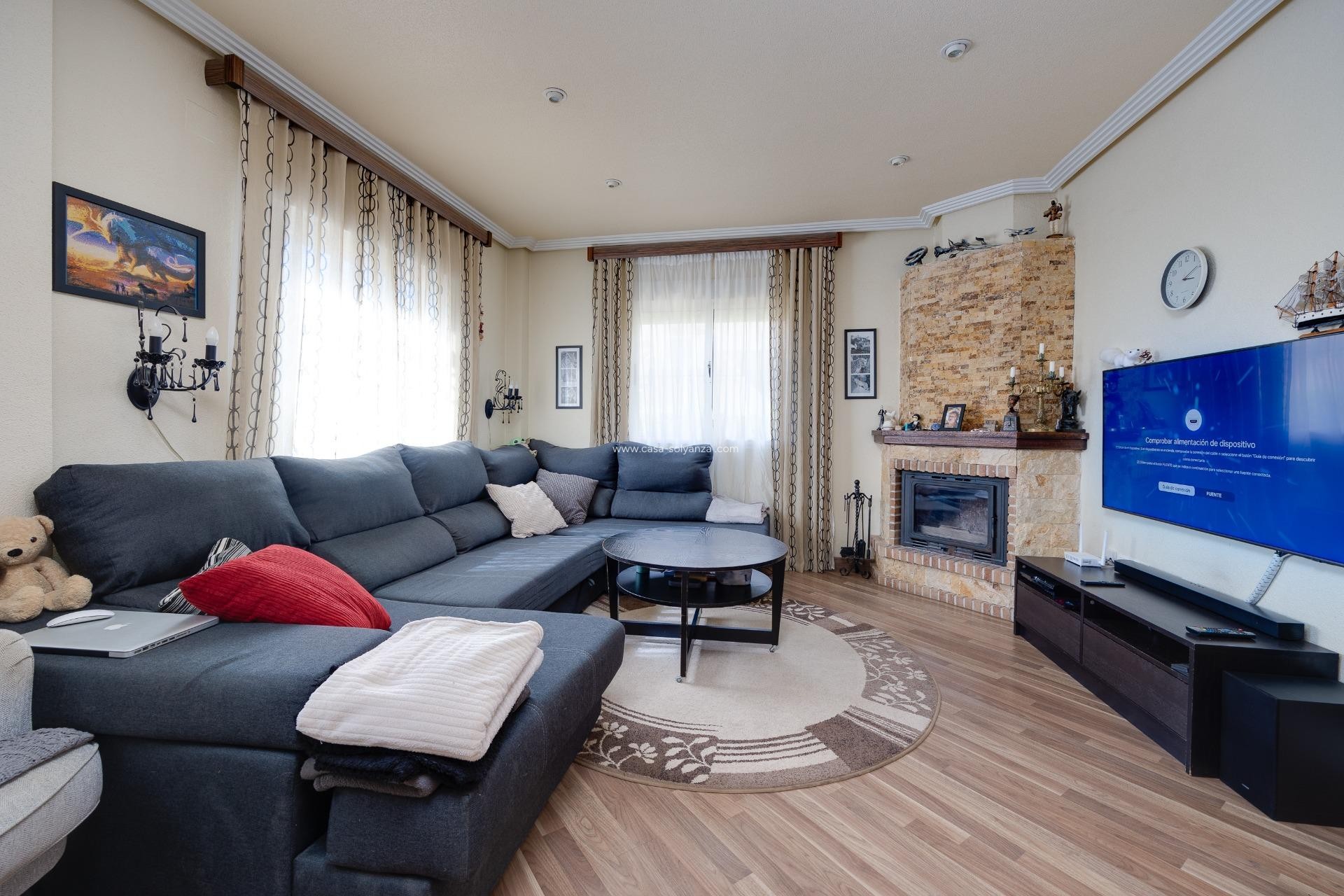 Resale - Villa - Orihuela Costa - Urbanización Perla del Mar