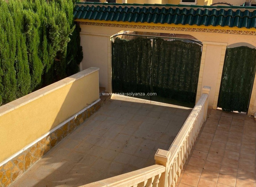 Resale - Villa - Orihuela Costa - Villamartín