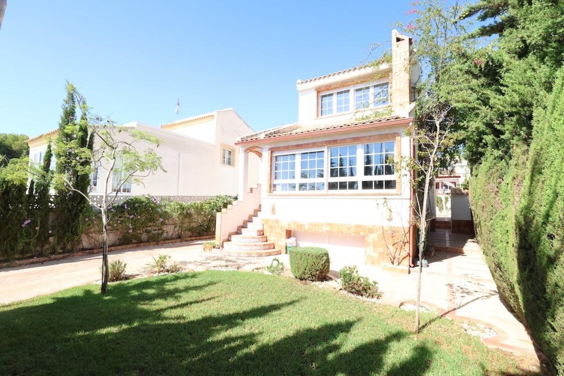 Resale - Villa - Orihuela Costa - Villamartín