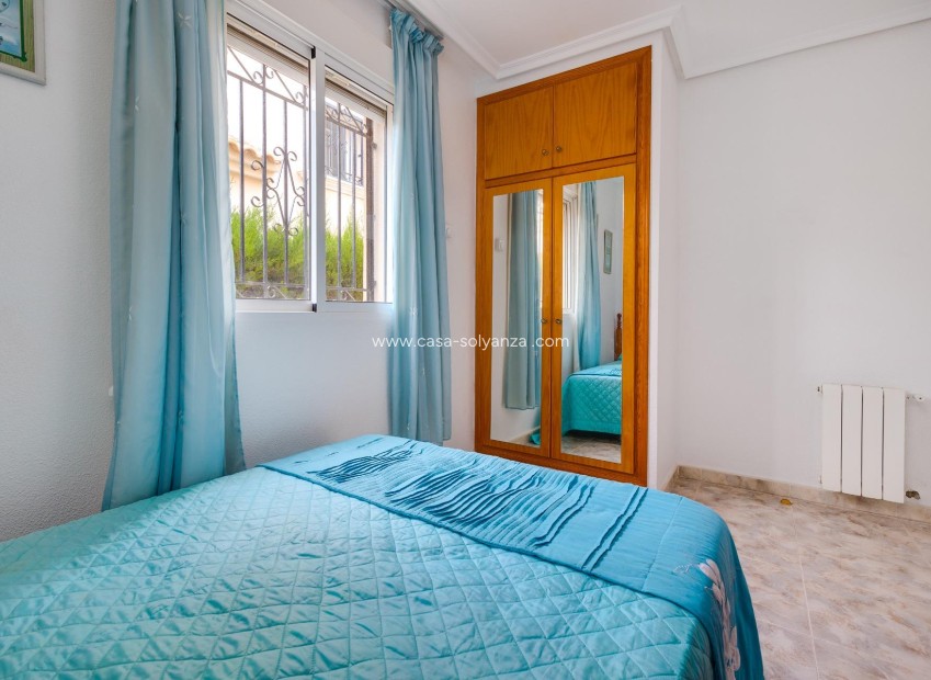 Resale - Villa - Orihuela Costa - Villamartín