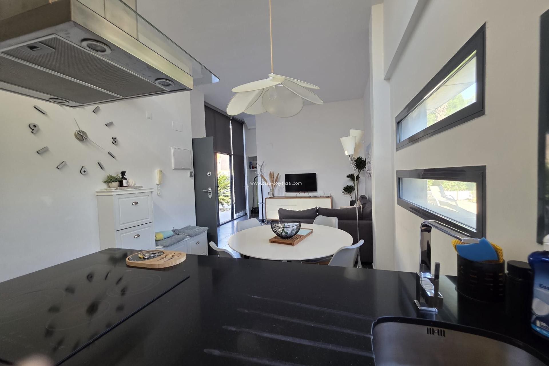 Resale - Villa - Orihuela Costa - Villamartín