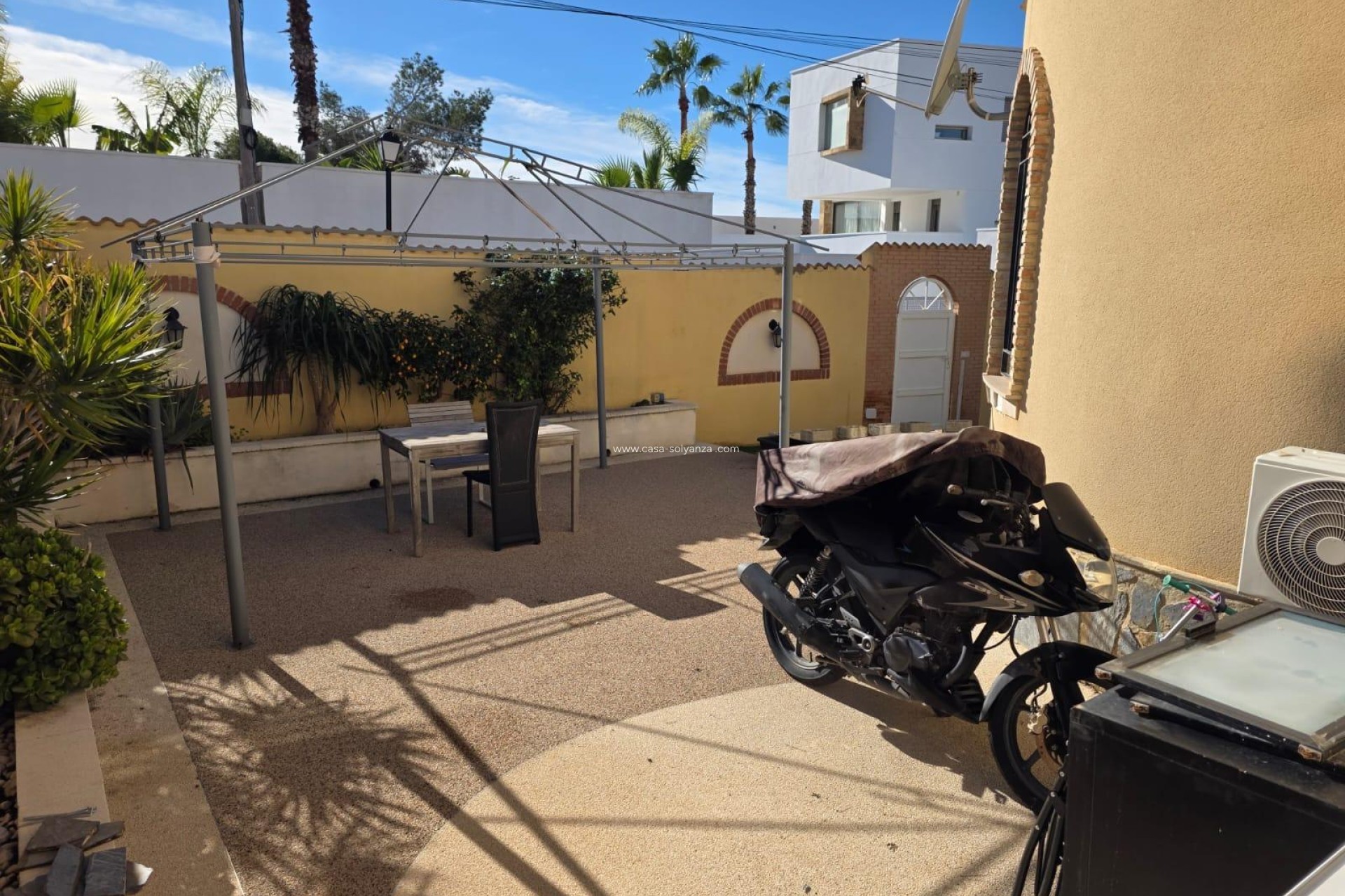 Resale - Villa - Orihuela Costa - Villamartín