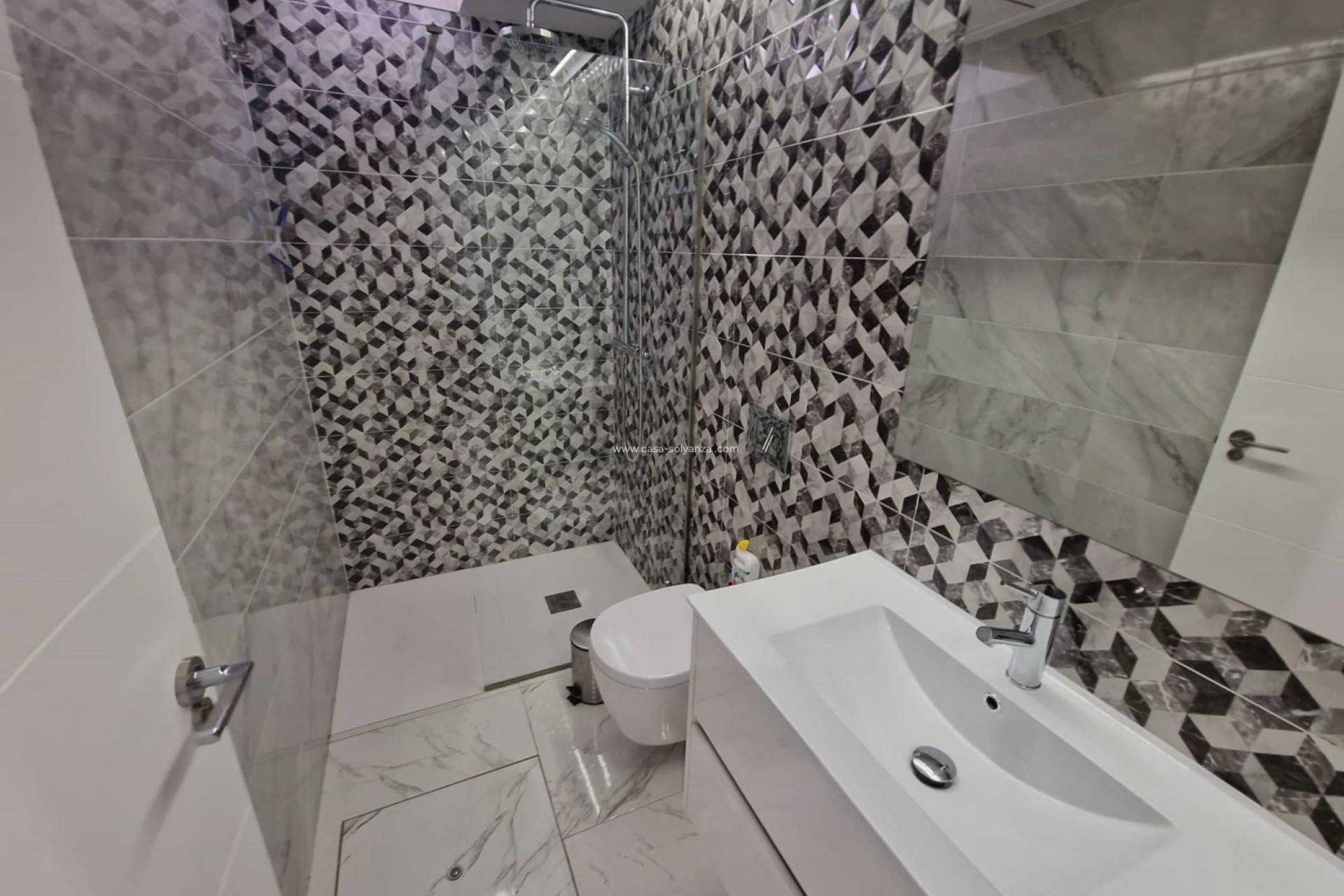 Resale - Villa - Orihuela Costa - Villamartín