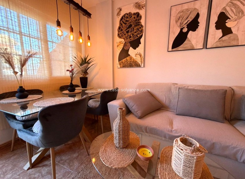 Resale - Villa - Orihuela Costa - Villamartín