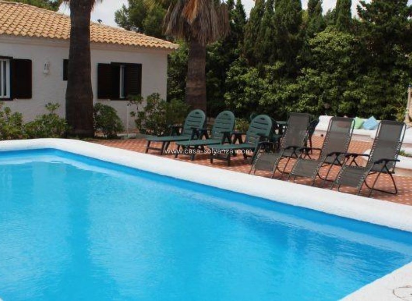 Resale - Villa - Orihuela Costa - Villamartín