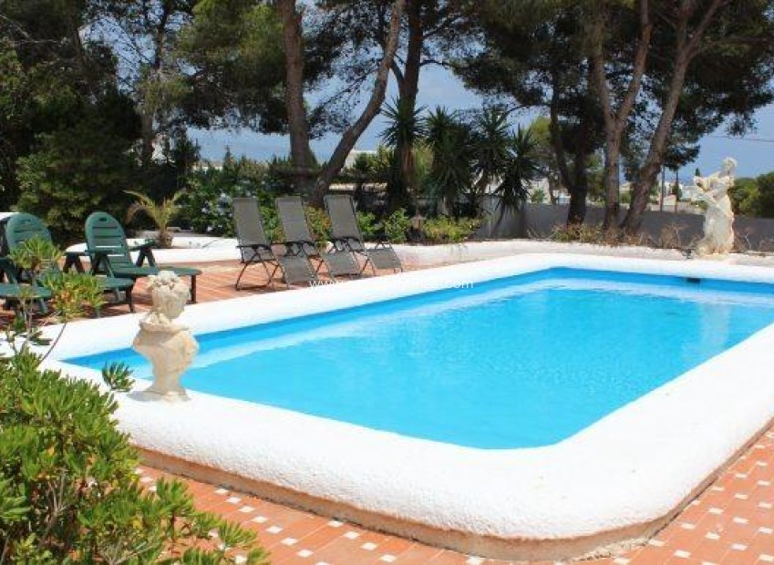 Resale - Villa - Orihuela Costa - Villamartín