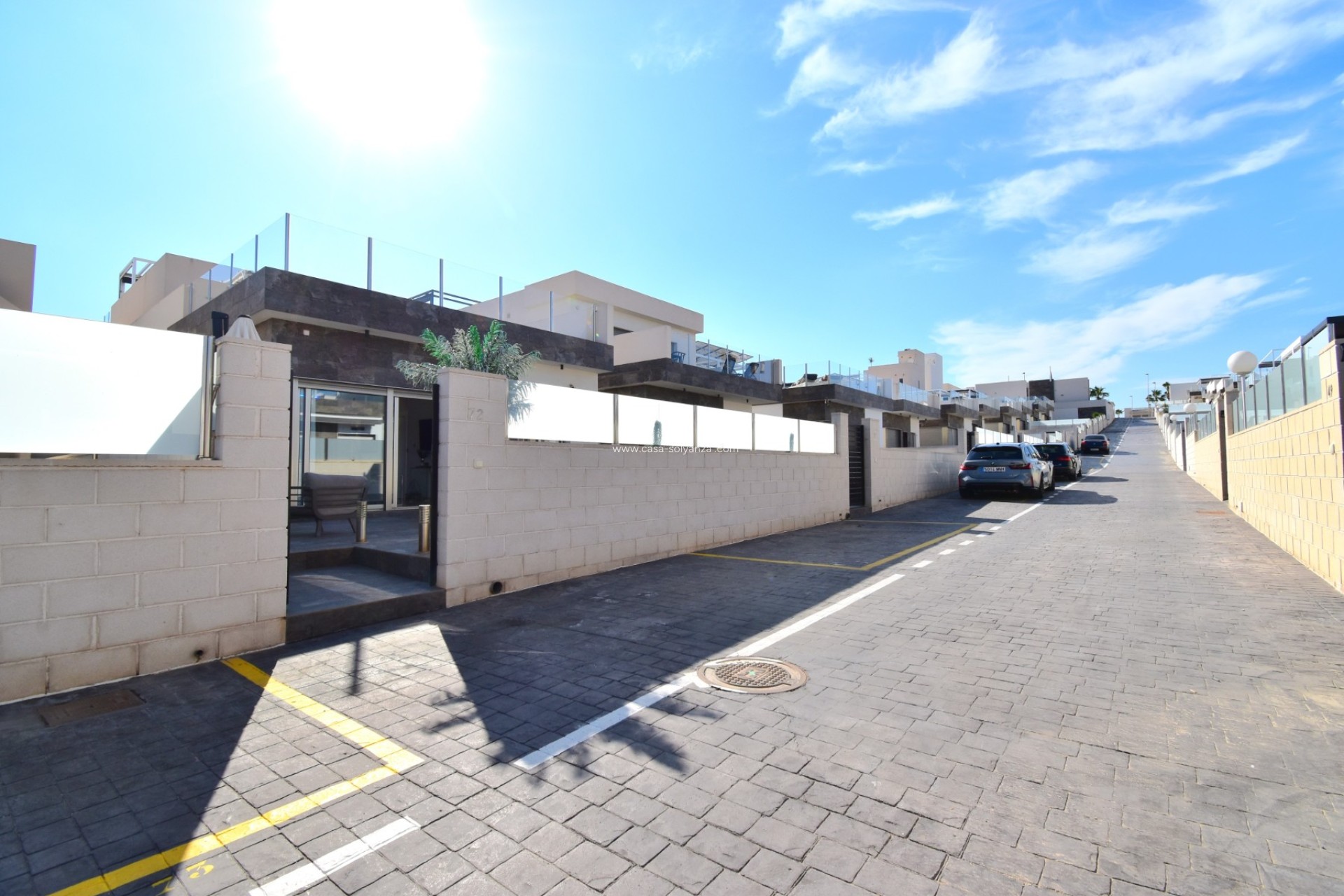 Resale - Villa - Orihuela Costa - Villamartín