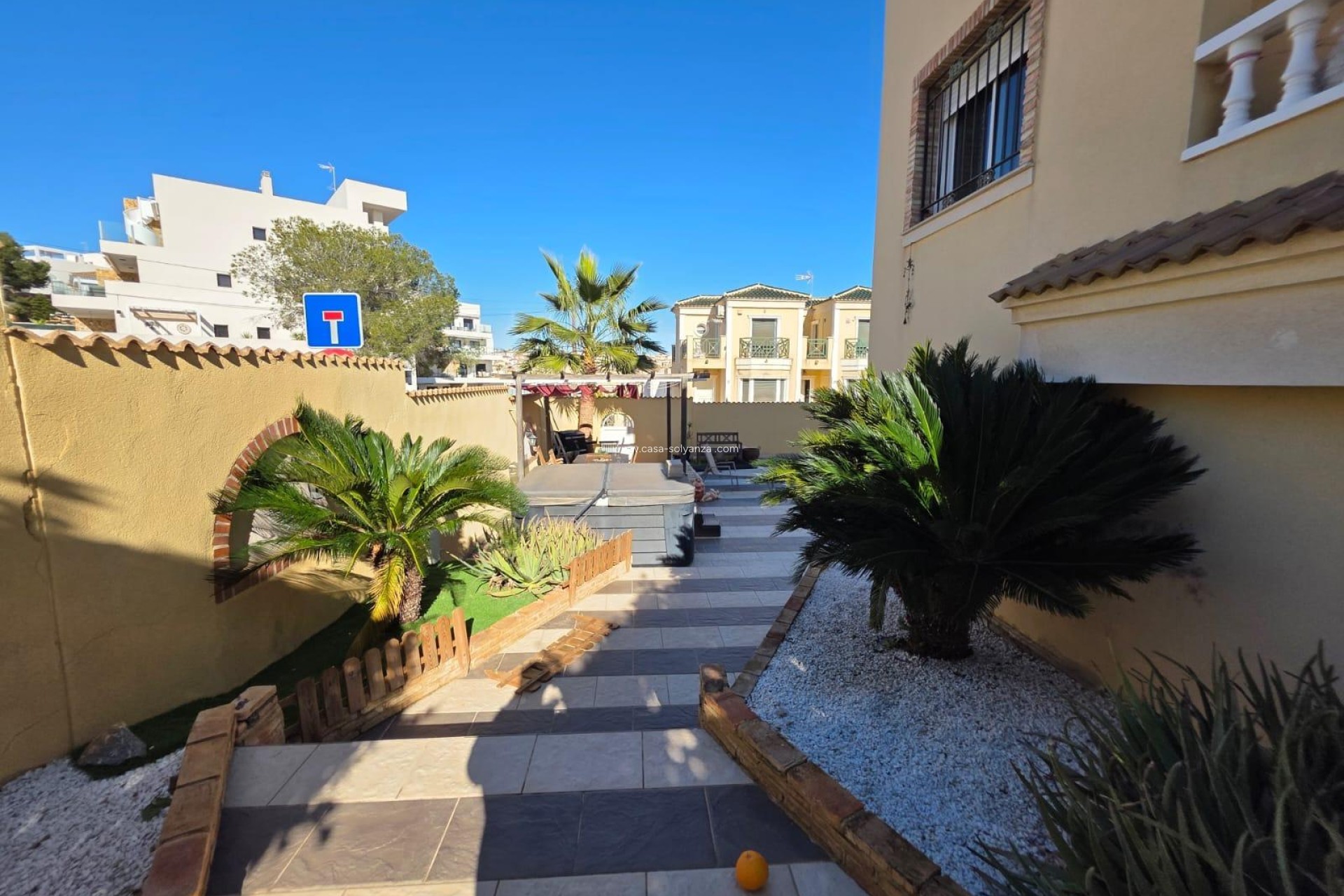 Resale - Villa - Orihuela Costa - Villamartín