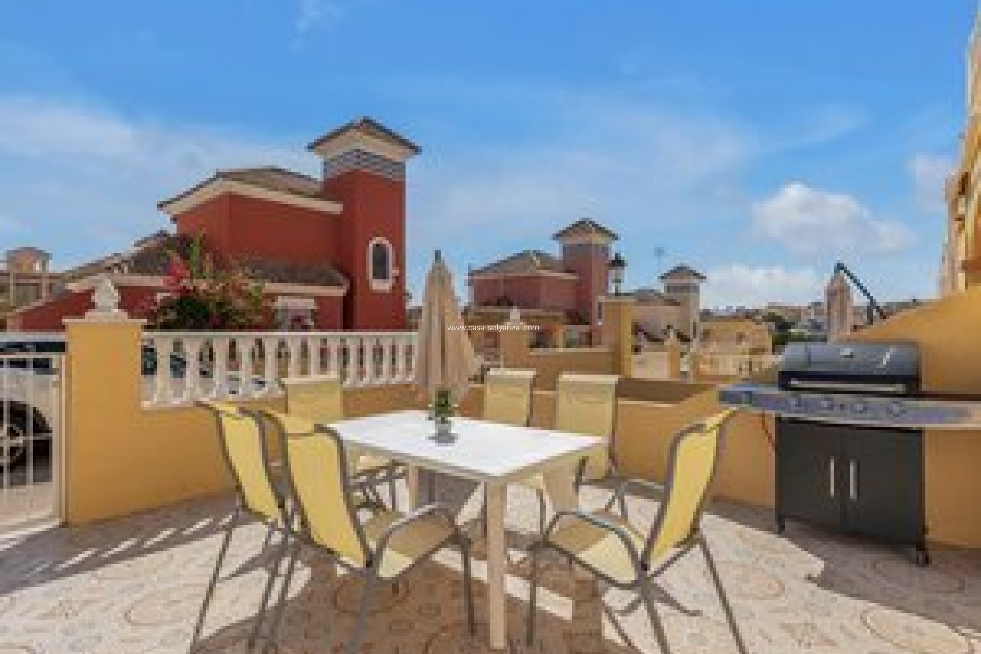 Resale - Villa - Orihuela Costa